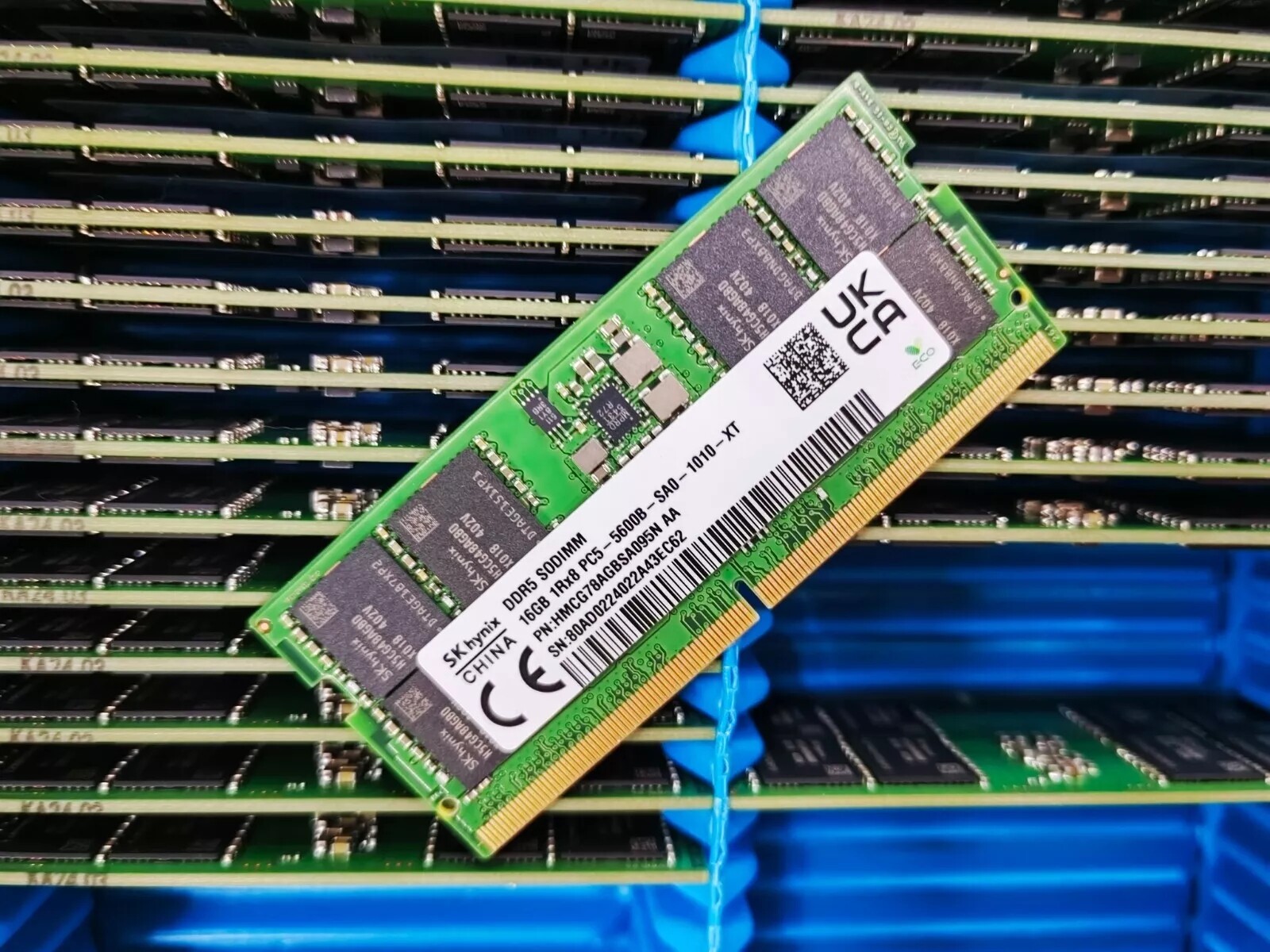 SK Hynix 16GB DDR5 5600MHz Laptop SODIMM RAM 1Rx8 PC5-5600B HMCG78AGBSA095N 262p