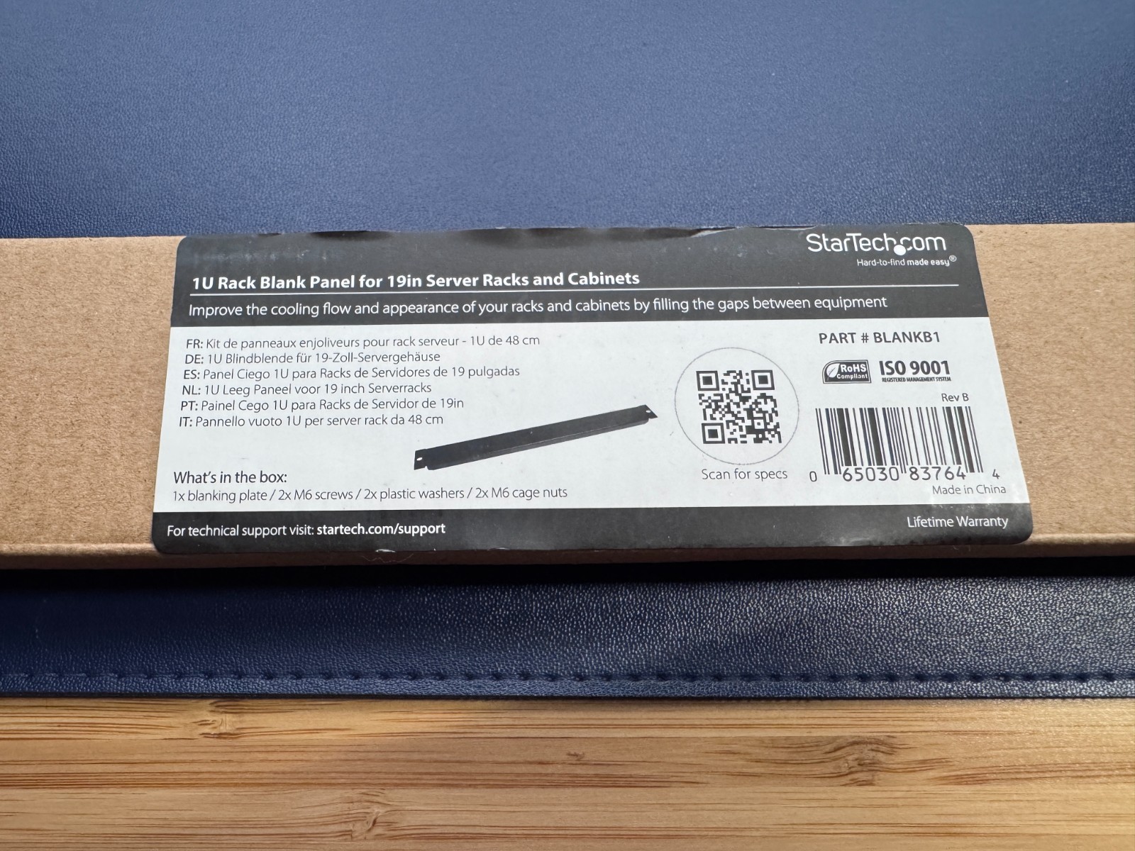 BRAND NEW  StarTech.com BLANKB1  1U 19 in Blanking Panel. Black Metal