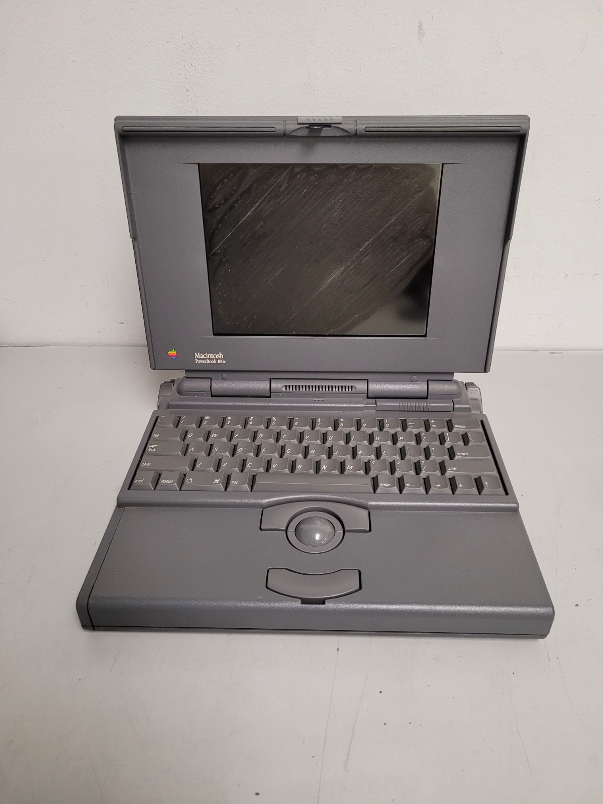 Vintage Apple Macintosh Powerbook 180c Model M7940 for parts only READ
