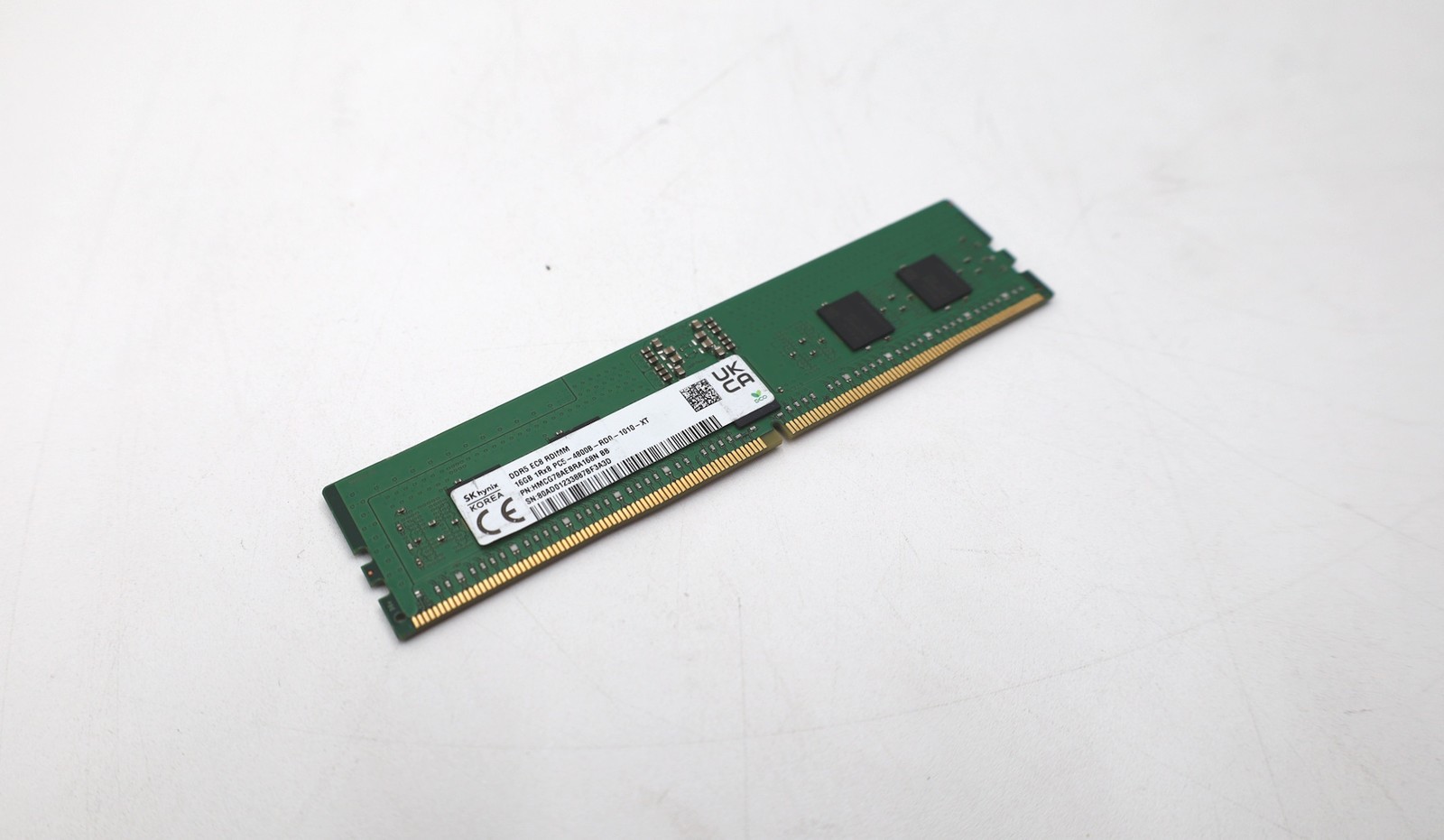 SKhynix 16GB (16GBx1) DDR5 - 4800 ECC RDIMM Server Memory HMCG78AEBRA168N