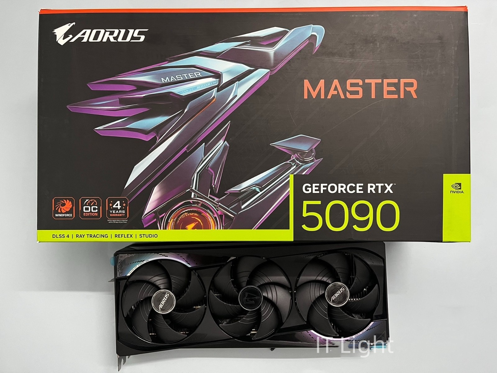 *Clearance* (FOR PARTS) Gigabyte RTX 5090 AORUS MASTER (No Core & VRAM) With Box