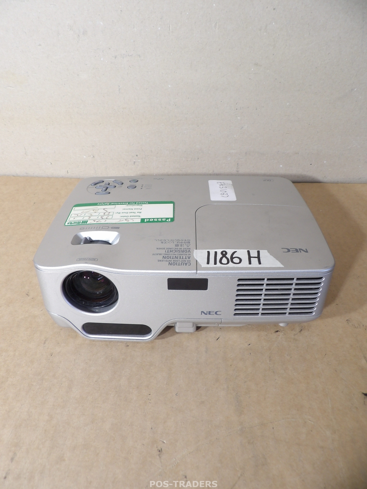 NEC NP40G Projector Projector XGA DLP 2200 Lumens VGA - 1,186 HOURS - EXCL REMOTE