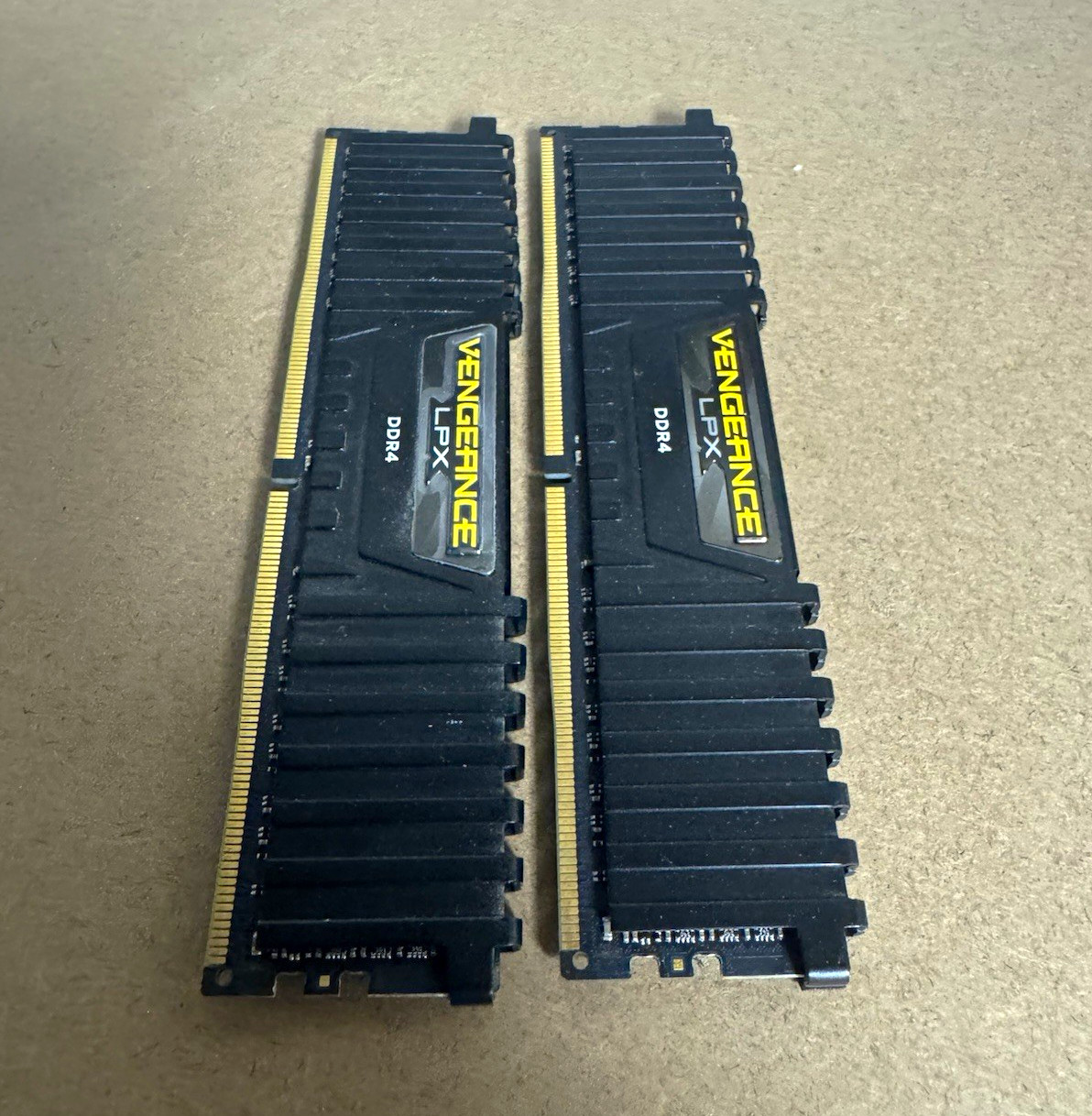 Corsair Vengeance LPX 16GB (2x8GB) DDR4-3000