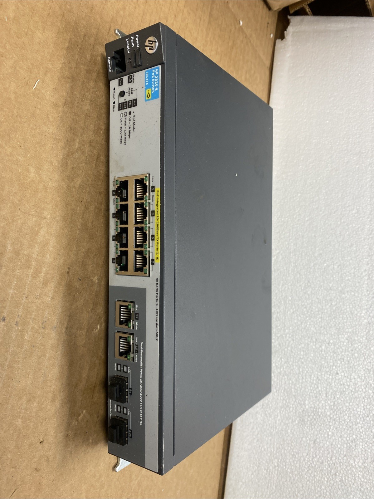 HP Procurve 2520-8 Port 10/100 PoE Ethernet Switch J9137A