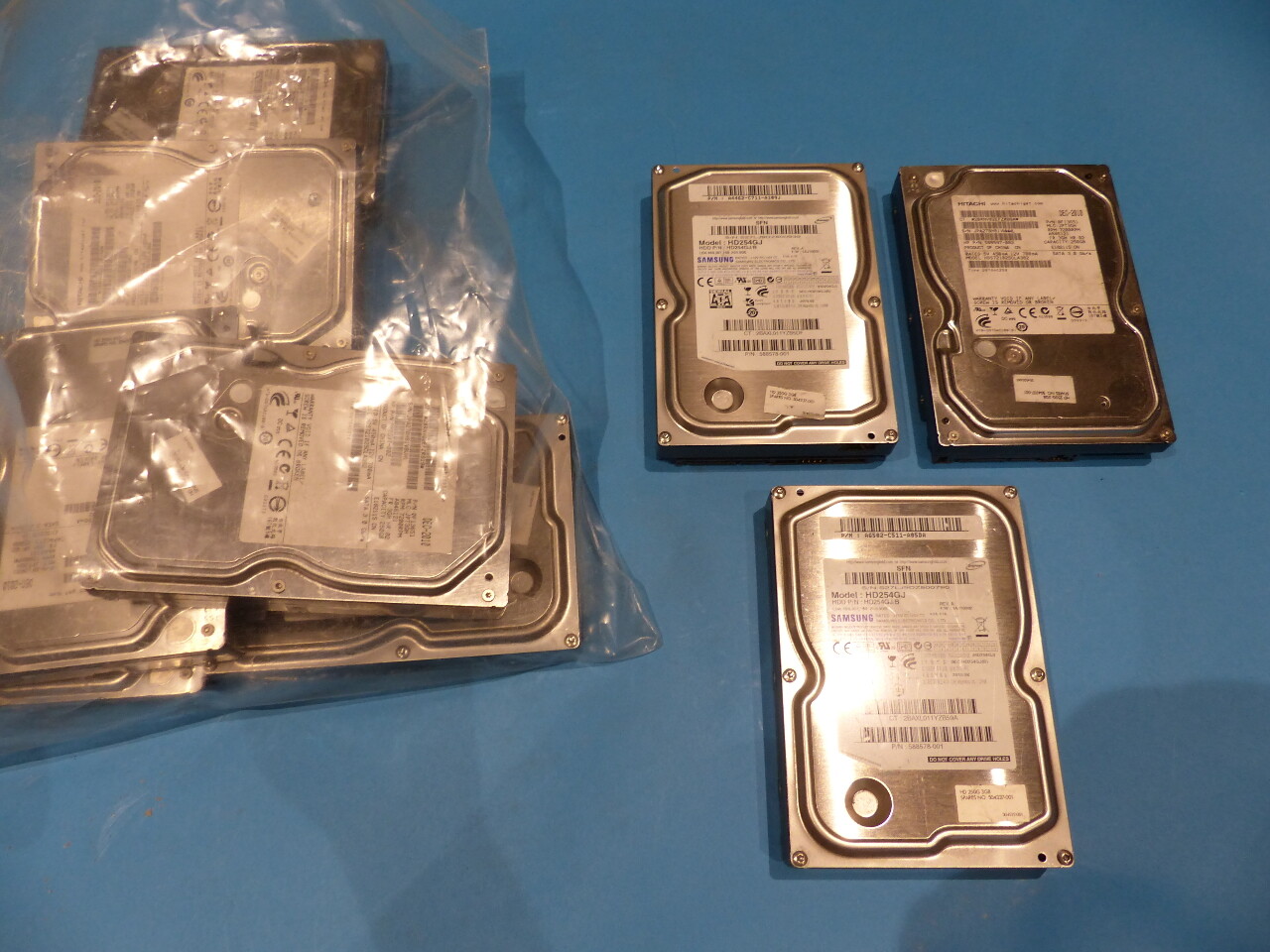LOT OF 9 HDD 6* HITACHI DESKSTAR  3* SAMSUNG SPINPOINT