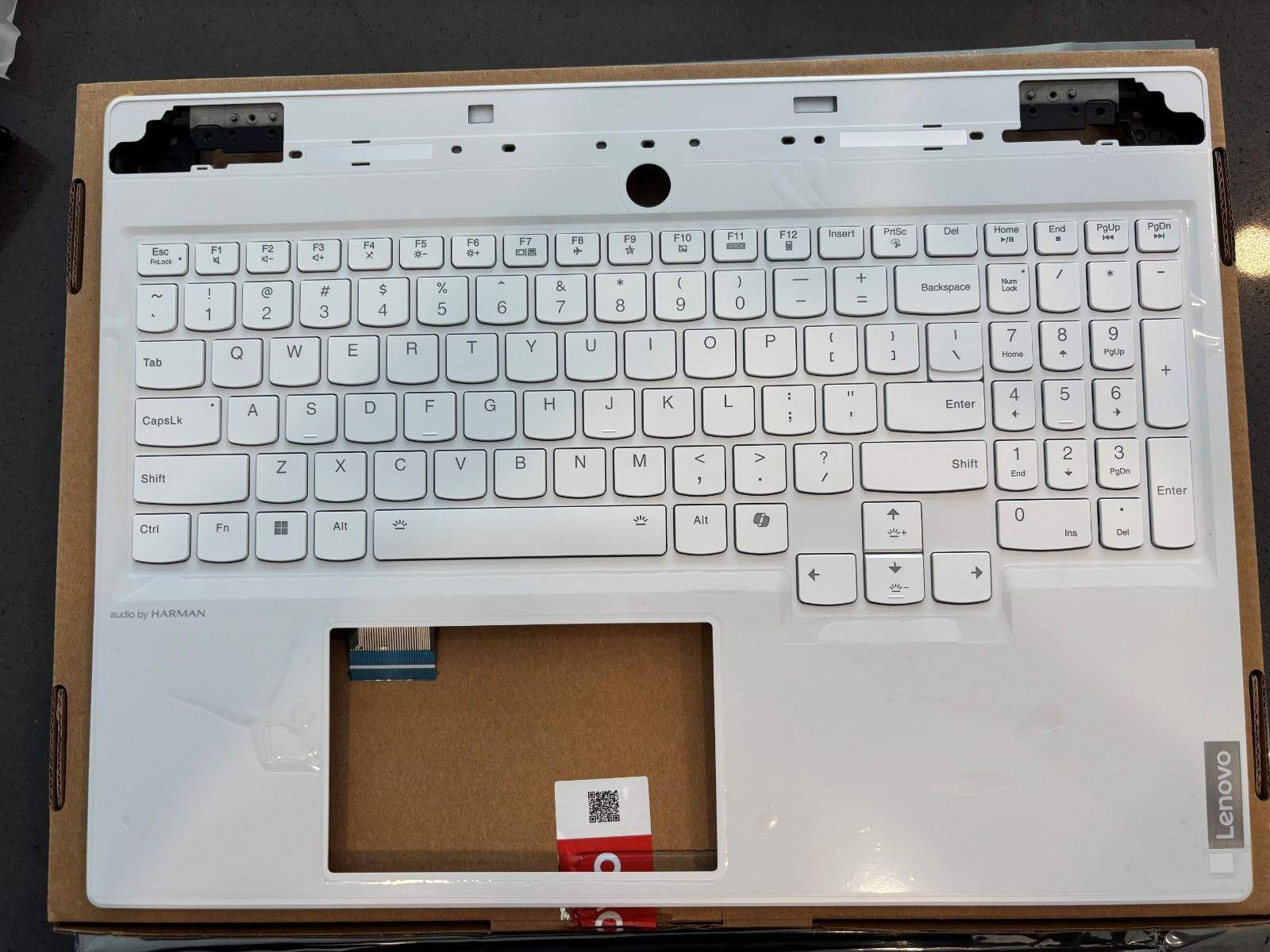 5CB1N62175 LENOVO LEGION 7-161RX9 PALMREST KEYBOARD White, Backlight 5CB1N61487
