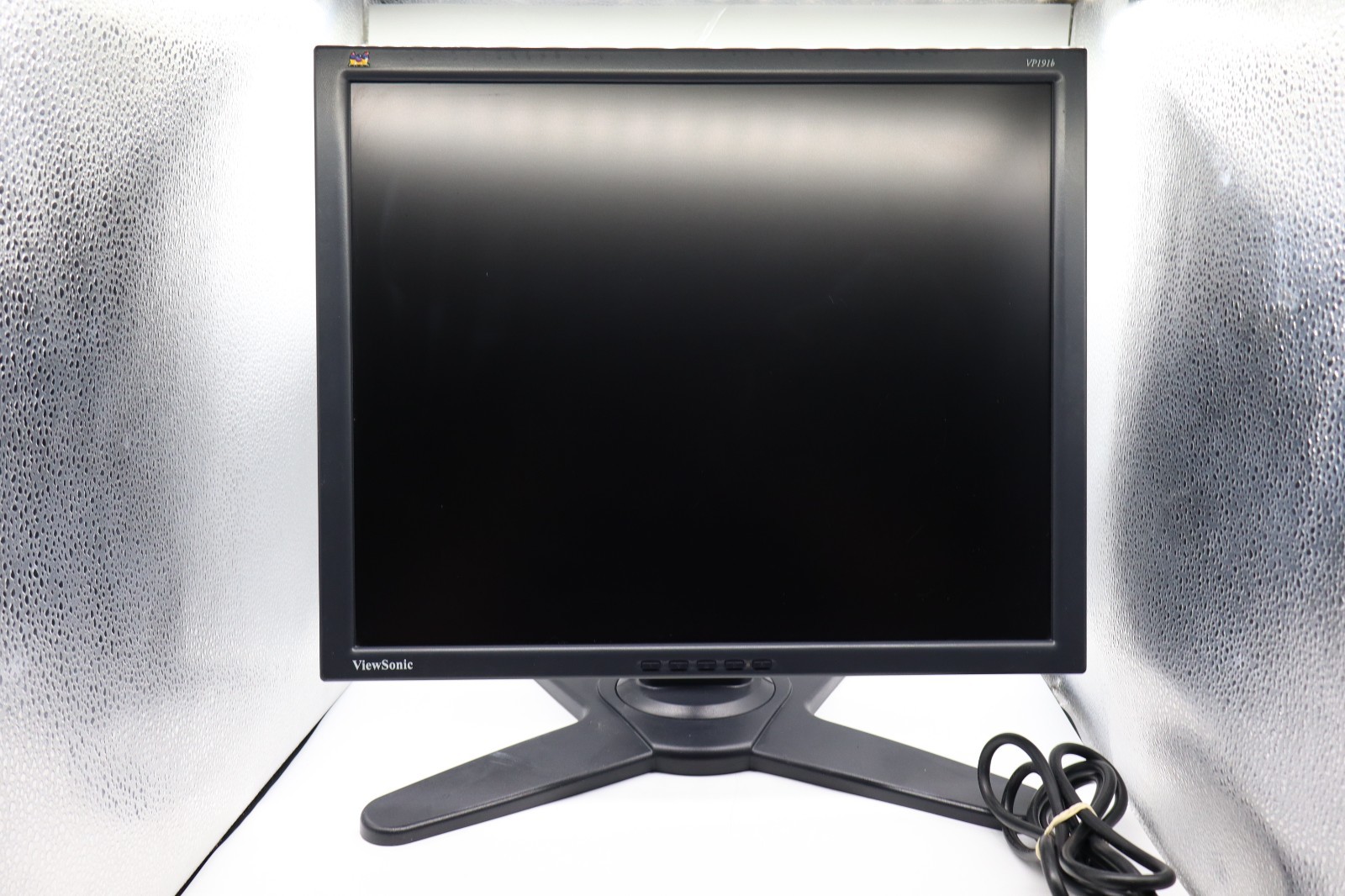 ViewSonic 19” LCD Monitor VP191b Excellent Condition Vintage Gaming Tested