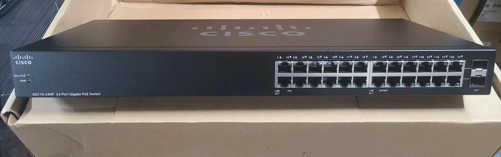 Cisco SG110-24HP 24-Port Gigabit PoE Unmanaged Switch 100W 2x SFP