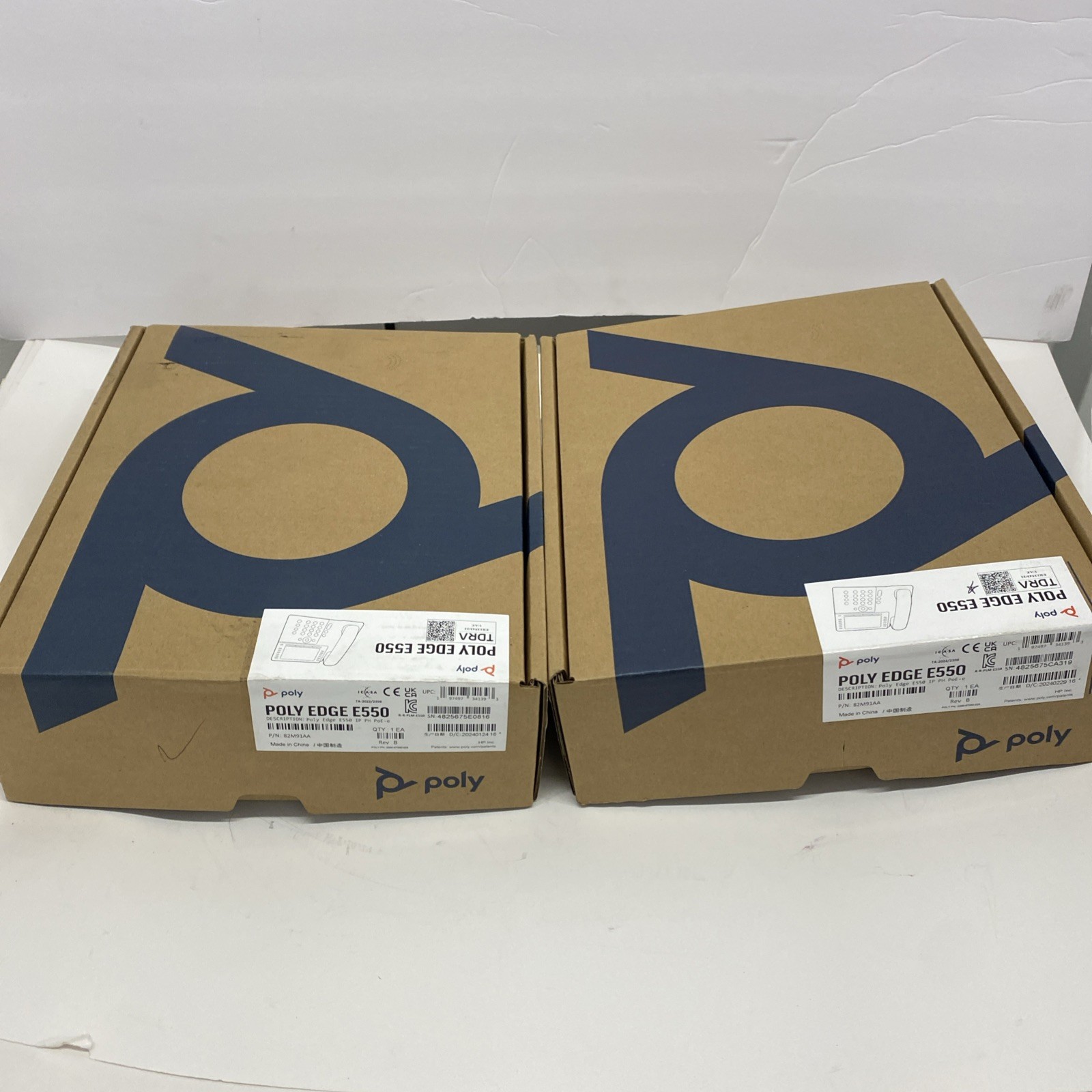 LOT OF 2 “POLY* Poly Edge E550 82M91AA IP Desktop Phone PoE NEW