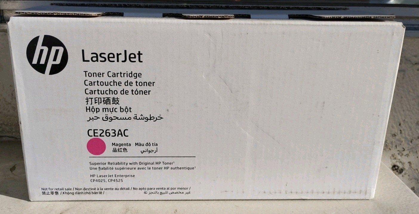 New Open Box Genuine HP LaserJet Magenta Toner CE263AC 648A