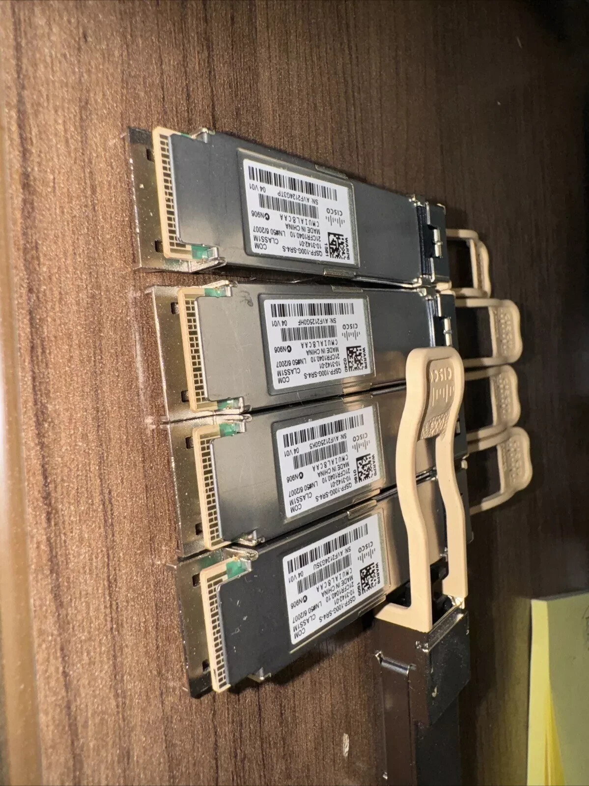 Cisco QSFP-100G-SR4-S 100GBASE-SR4 QSFP28, 850nm, 100m, MTP/MPO, MMF