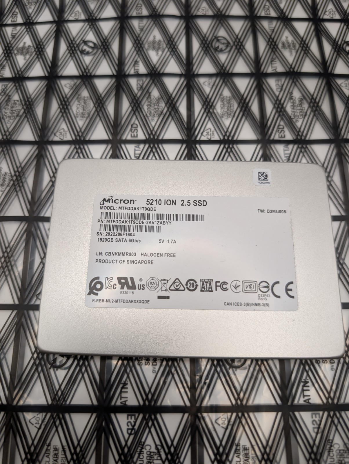 Micron 5210 ION MTFDDAK1T9QDE 1.92TB SATA 6 Gb/s 2.5" SSD SATA 83%