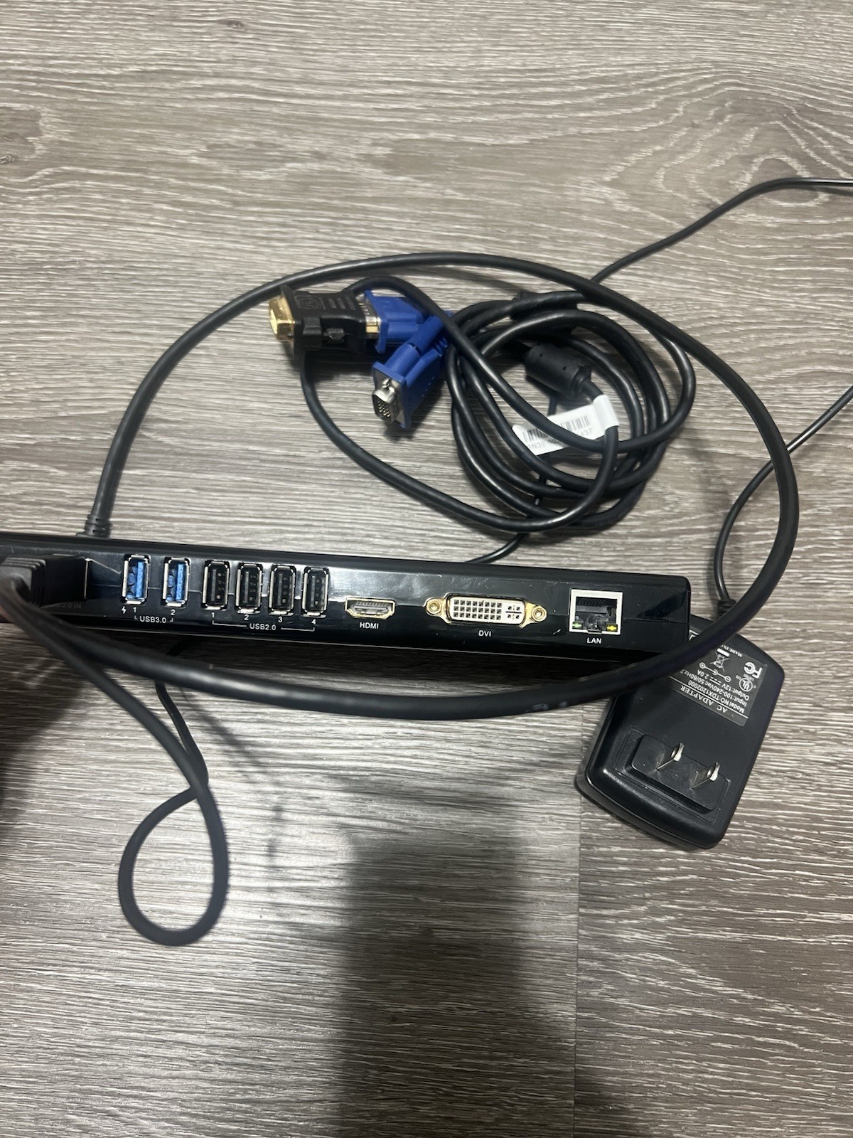 IOGEAR GUD300 USB 3.0 Docking Station HDMI DVI LAN Universal Laptop Black