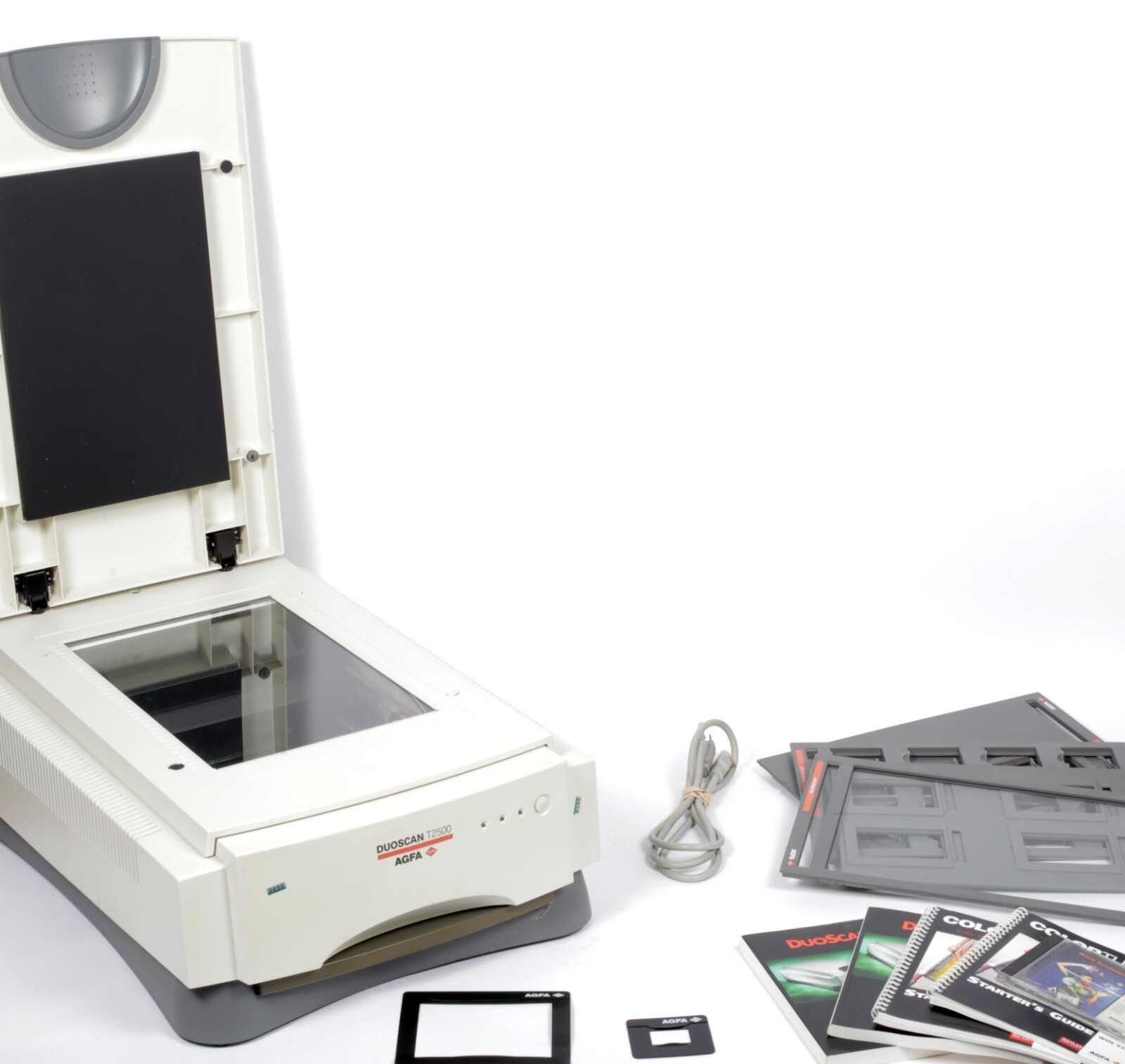 Agfa Duoscan T2500 SCSI Photo scanner + negative carriers and cables + software
