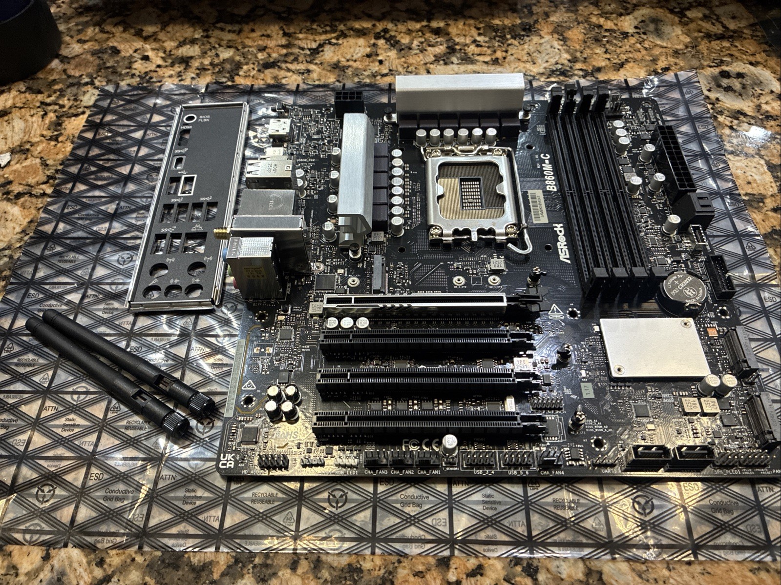 AsRock B860M-C LGA 1851 Core Ultra 5/7/9 microATX Intel DDR5 Motherboard 148 Hrs
