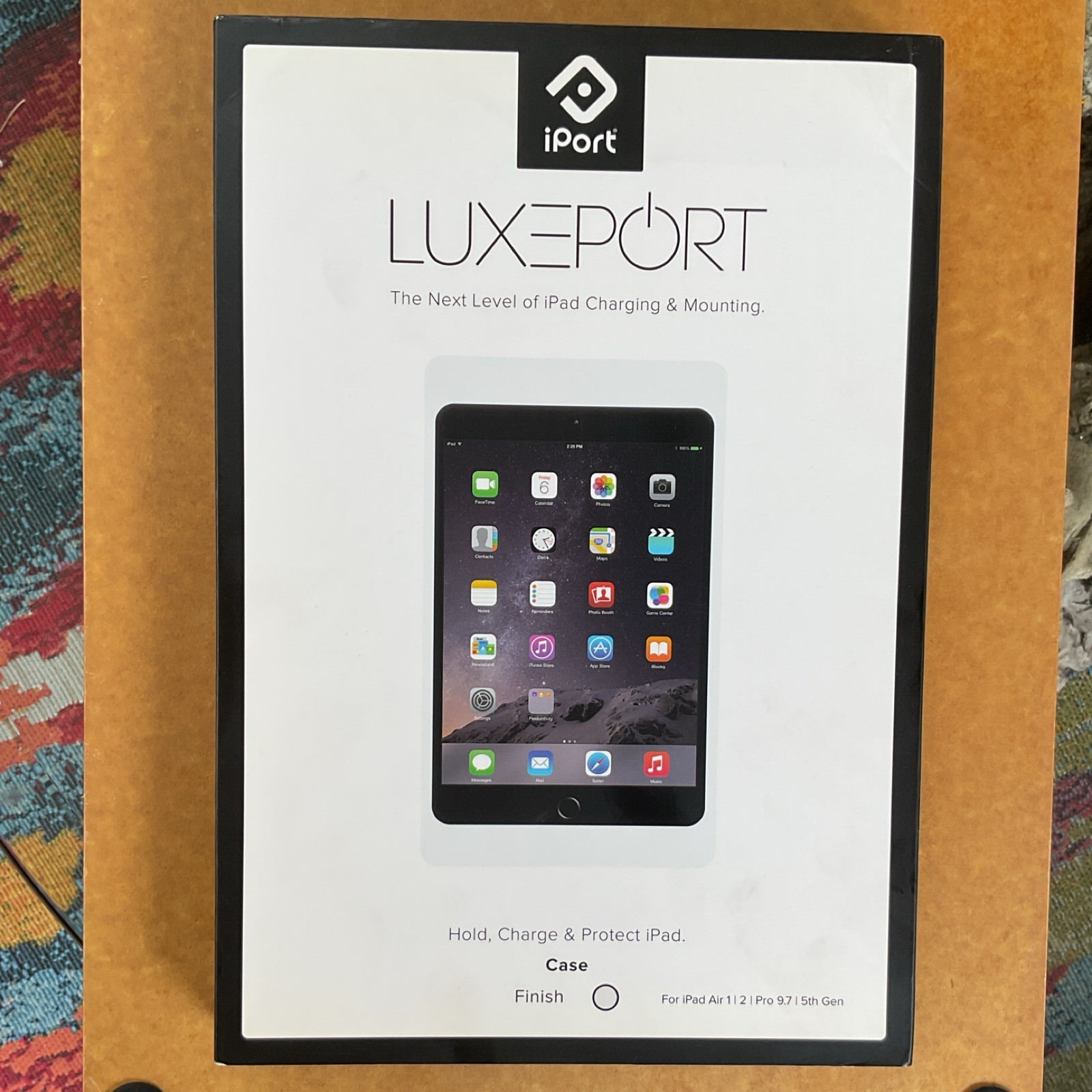 iPort LuxePort Aluminum Case Security Locks for Apple iPad 9.7 Black 71014