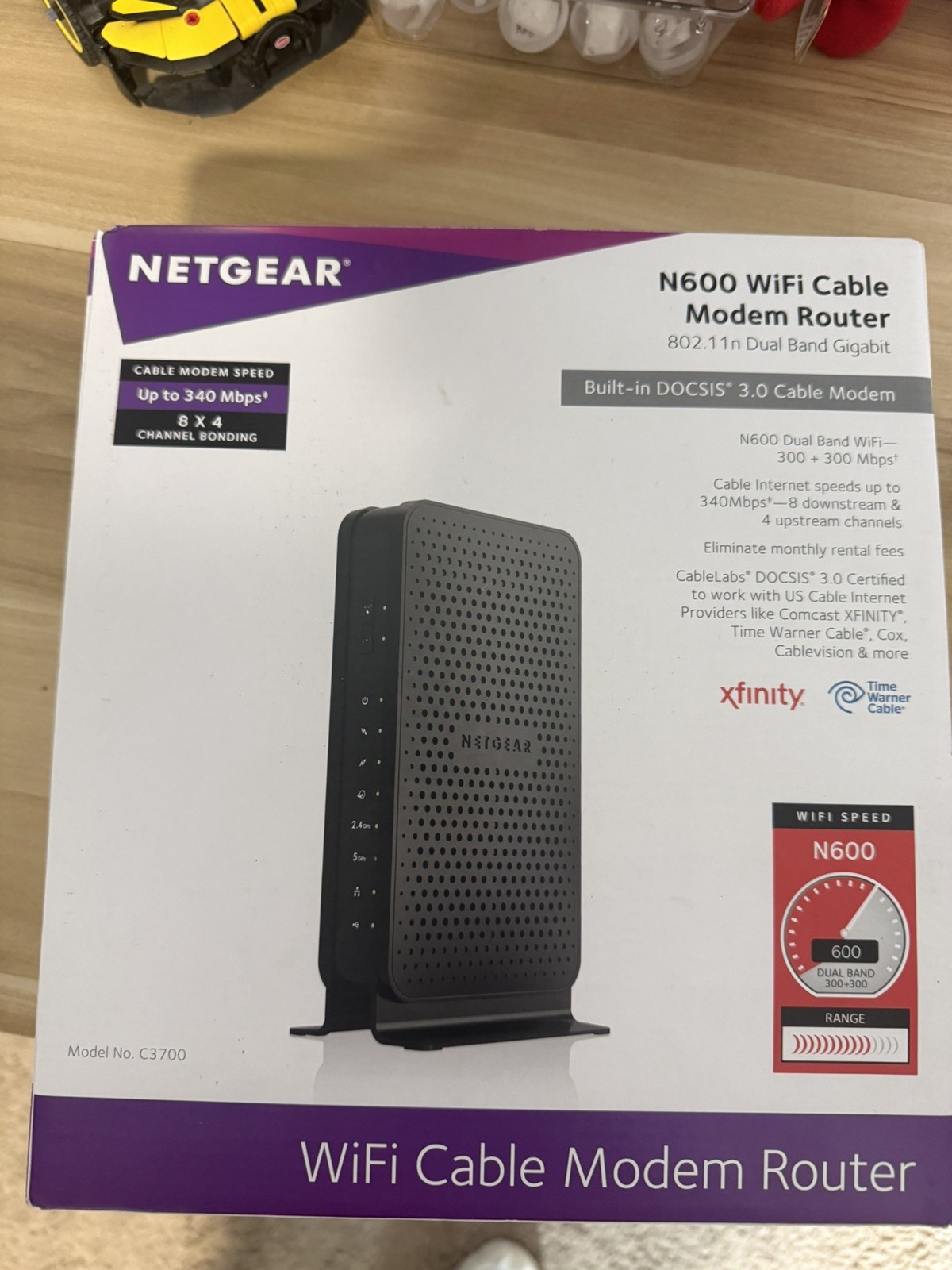 Netgear C3700 N600 802.11n Dual Band Gigabit DOCSIS 3.0 Wi-Fi Cable Modem Router