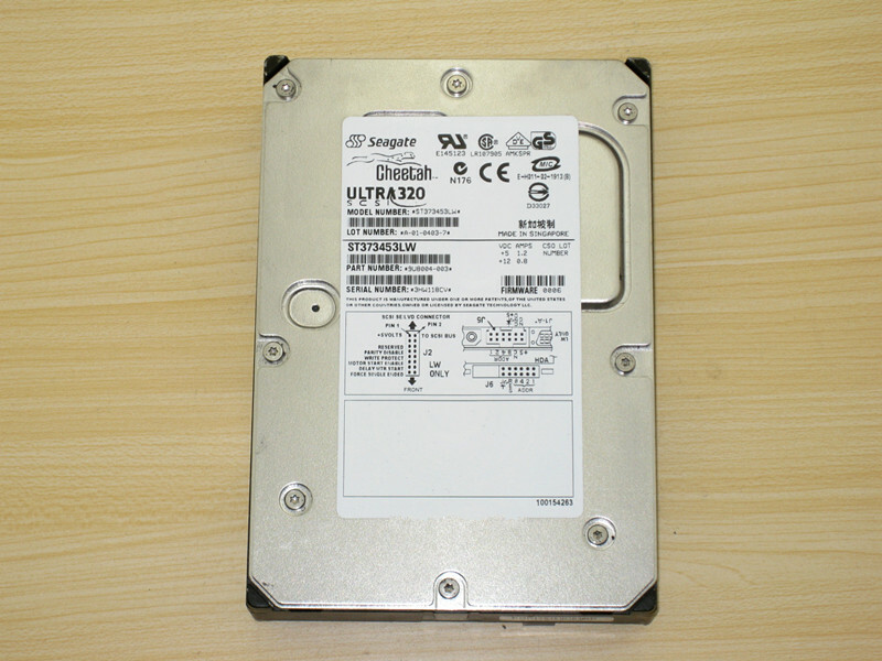 Seagate Cheetah ST373453LW 15K.3 73.4 GB SCSI 68pin 3.5 in U320 HDD Hard Drive