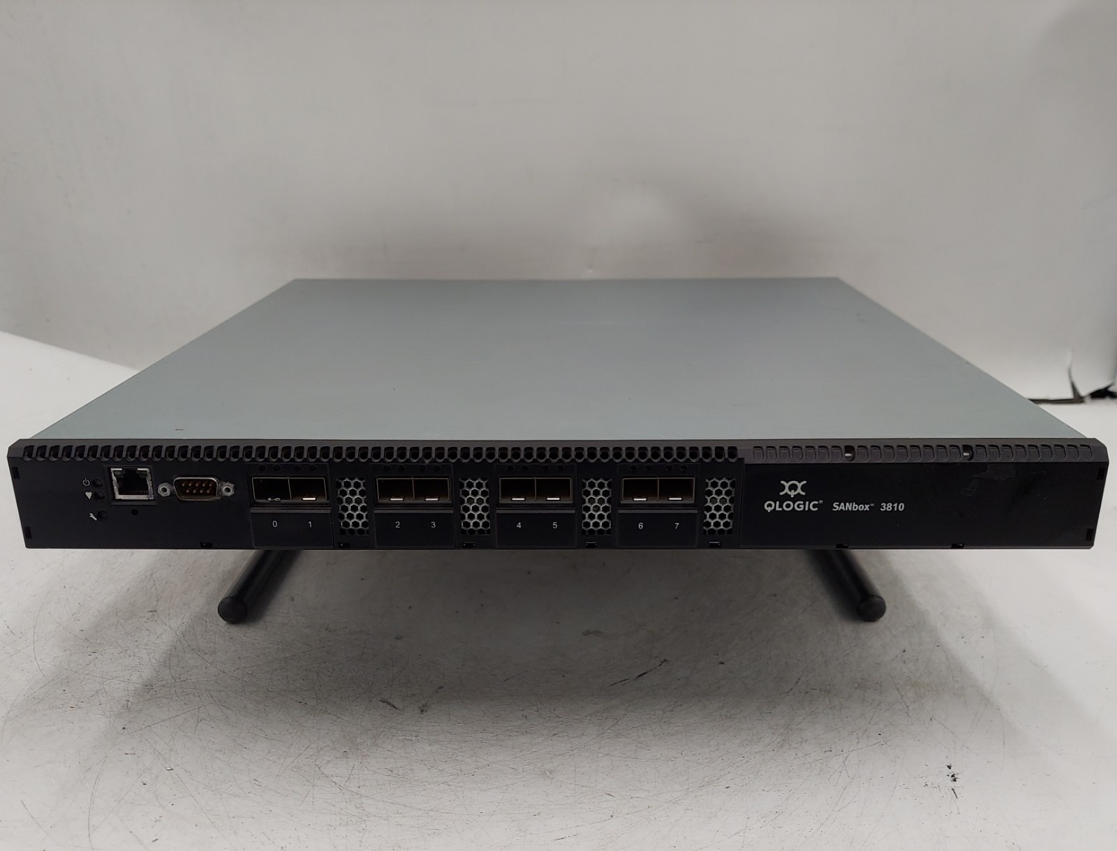 QLogic SANbox (SB3810-08A8-E) 8-Ports External Switch 3800