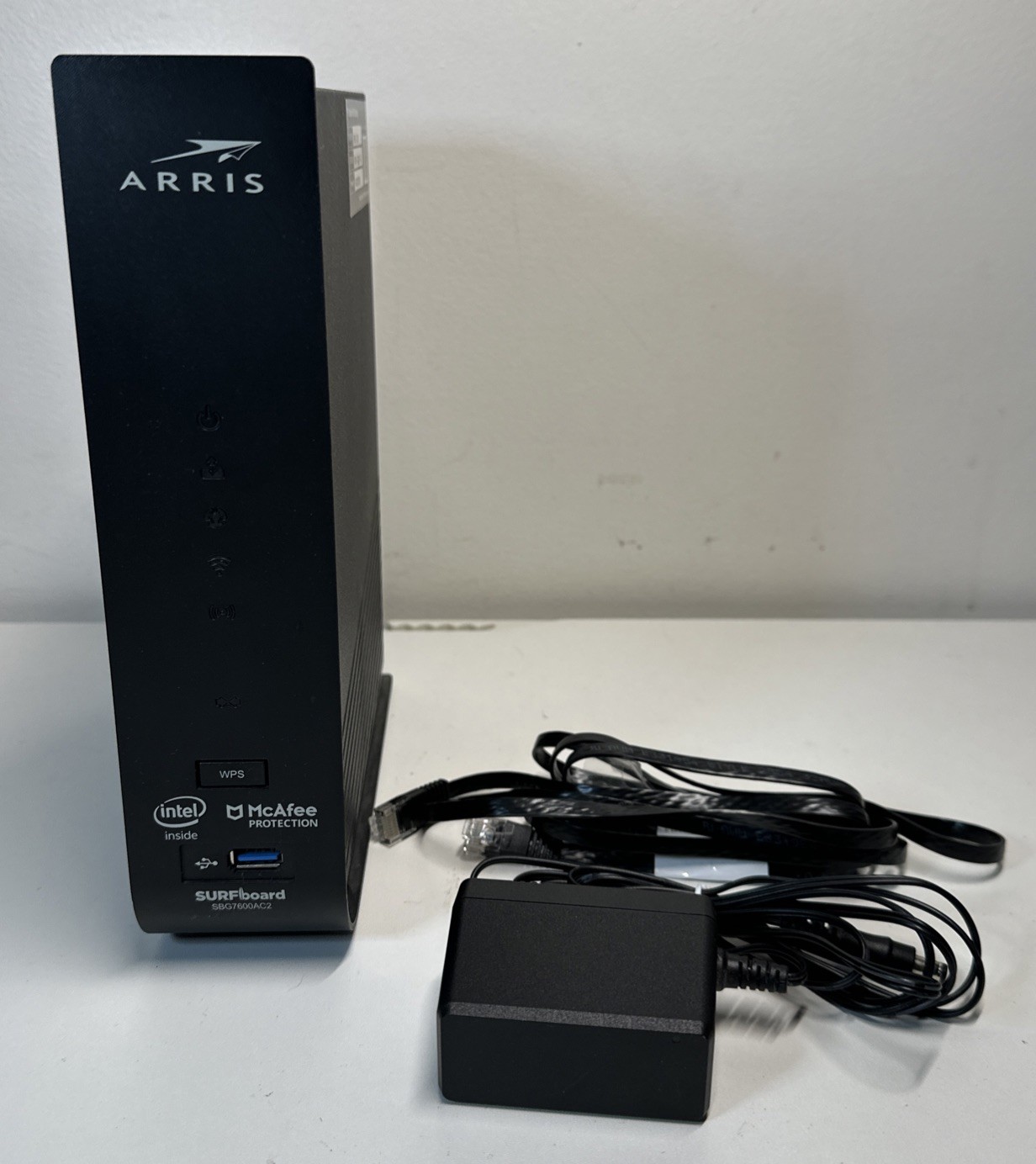 ARRIS SURFboard SBG7600AC2 DOCSIS 3.0 Cable Modem & AC2350 Wi-Fi Router