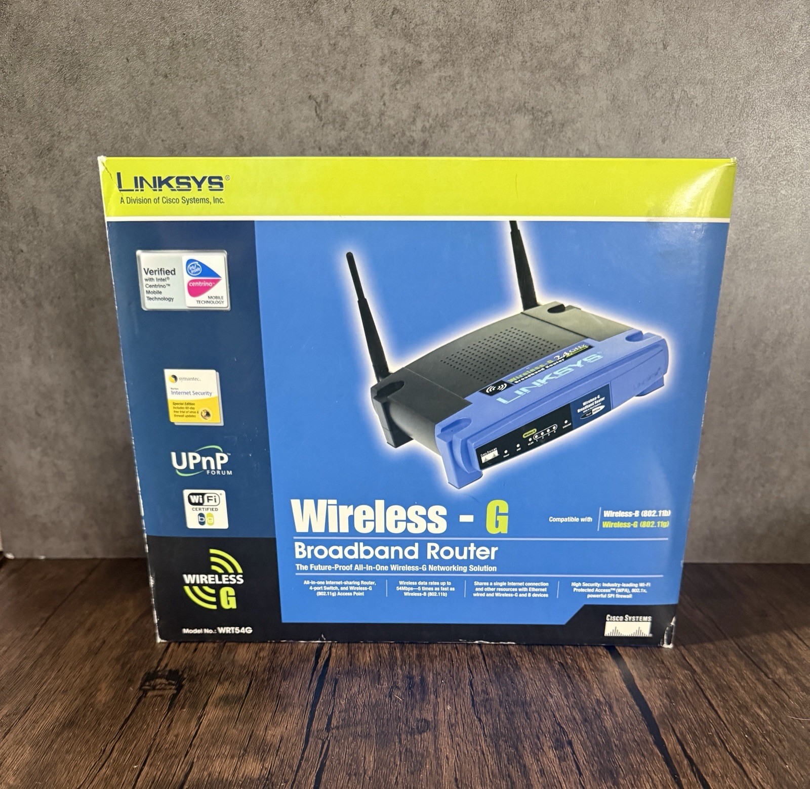 Linksys WRT54G V8 Wireless G 2.4 Ghz Broadband 4 Port Switch 802.11g Router NEW