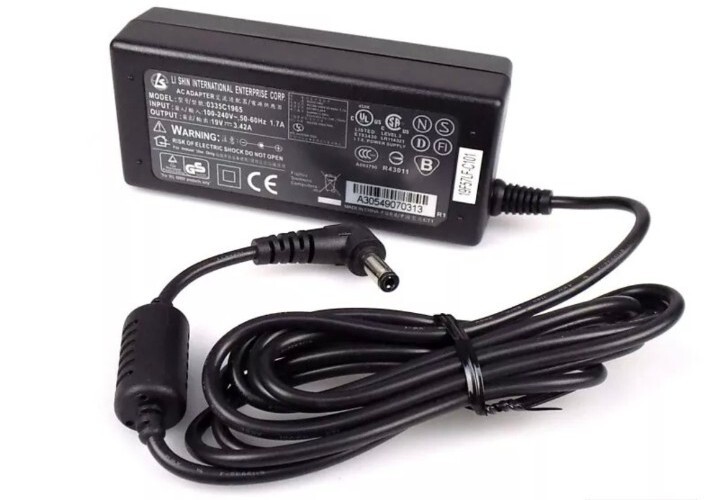 Genuine Fujitsu-Siemens Li Shin 0335C1965 AC Adapter Charger 19V 3.42A 65W C6