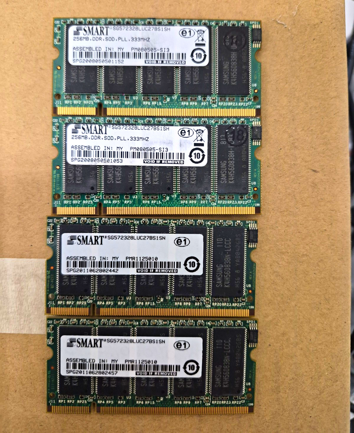SMART 1GB (4x256MB) DDR SDRAM PC2700 333MHz 200-Pin SO-DIMM Non-ECC