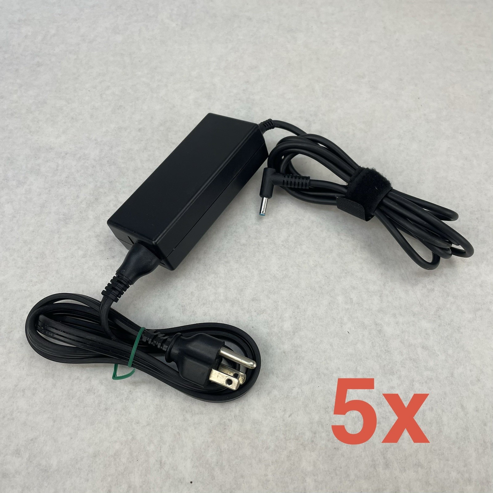 HP 65W Blue Tip AC Adapter Mixed Lot of 5