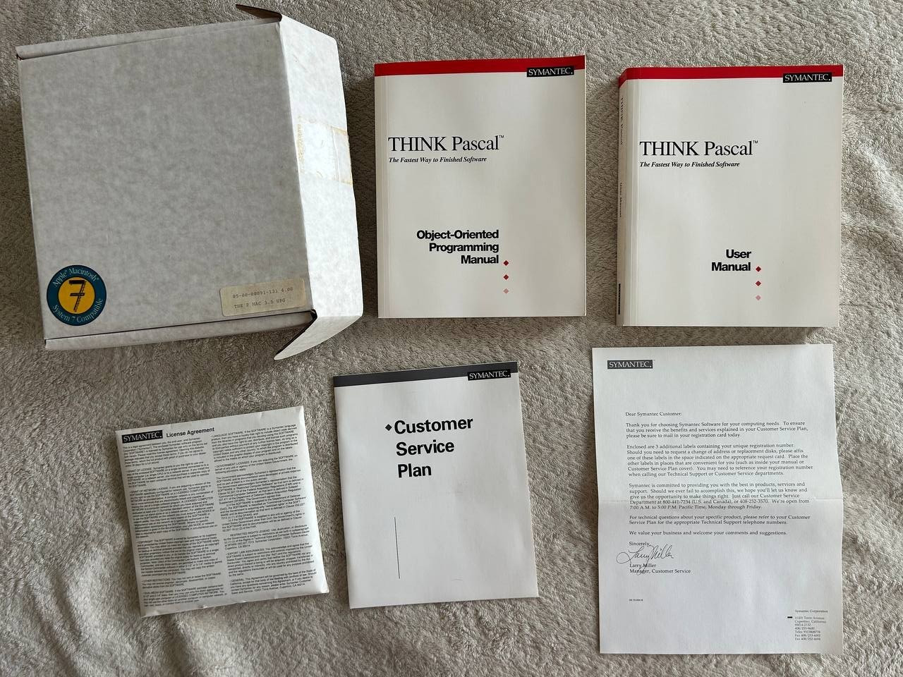 System 7 Compatible Apple Macintosh. SYMANTEC Vintage software THK P MAC 3.5 UPG