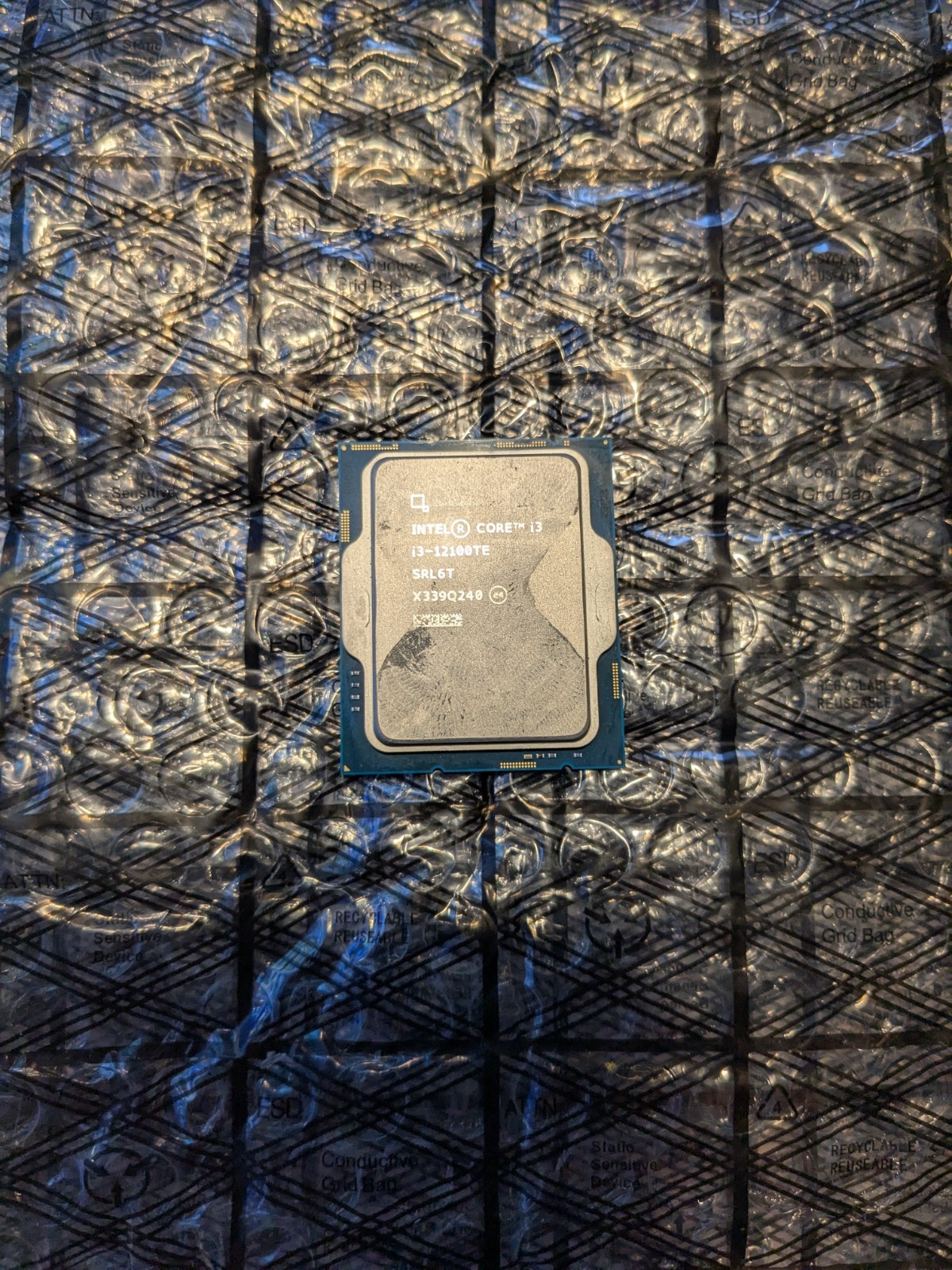 Intel® Core i3-12100TE CPU 35W 2.1 -4.00 GHz SRL6T