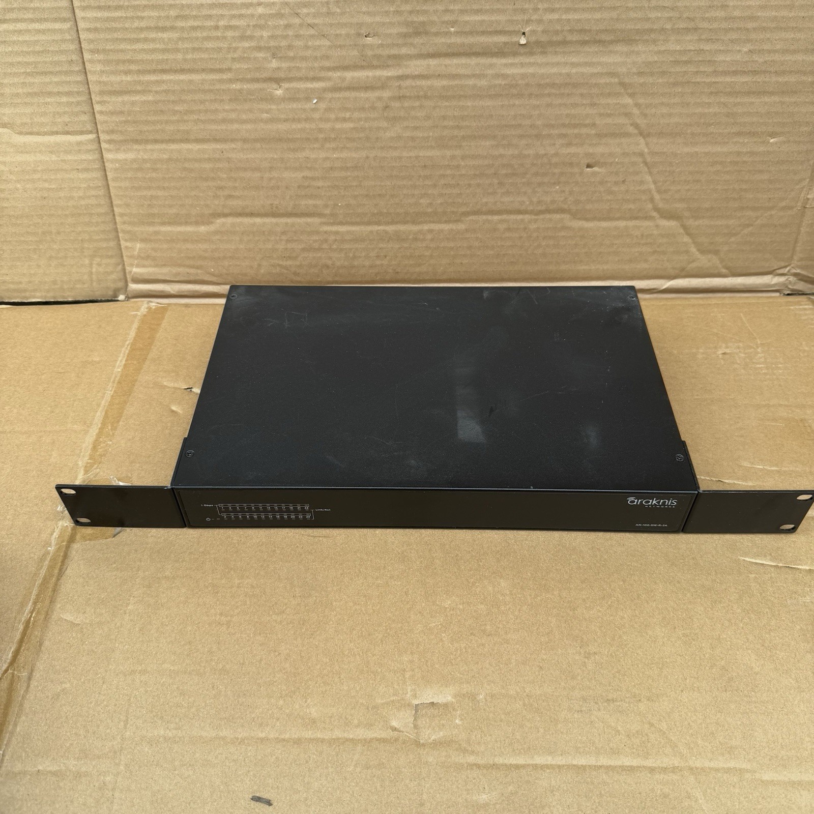 Araknis Networks 100 Series Unmanaged 24 Port Gigabit Switch AN-100-SW-R-24