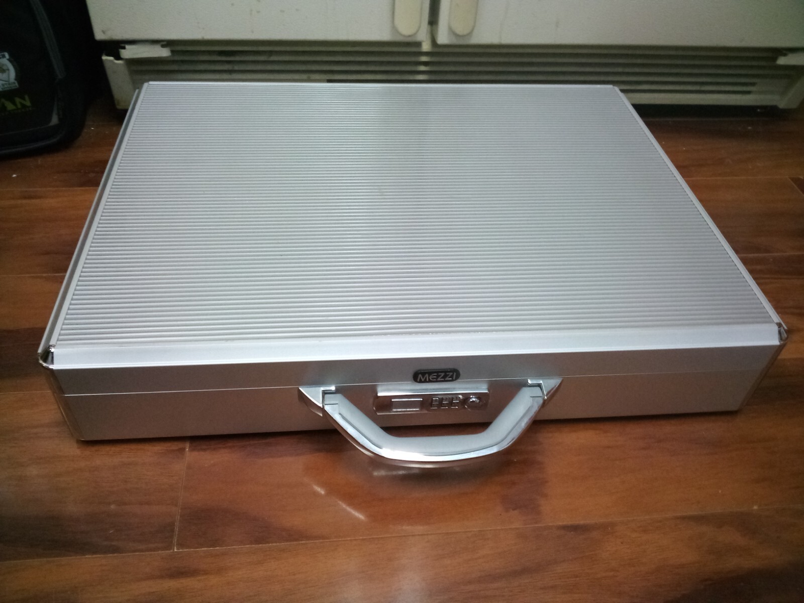 Mezzi Aluminum Hard Briefcase Organizer Silver Laptop Hunting Case RARE 21"x16"