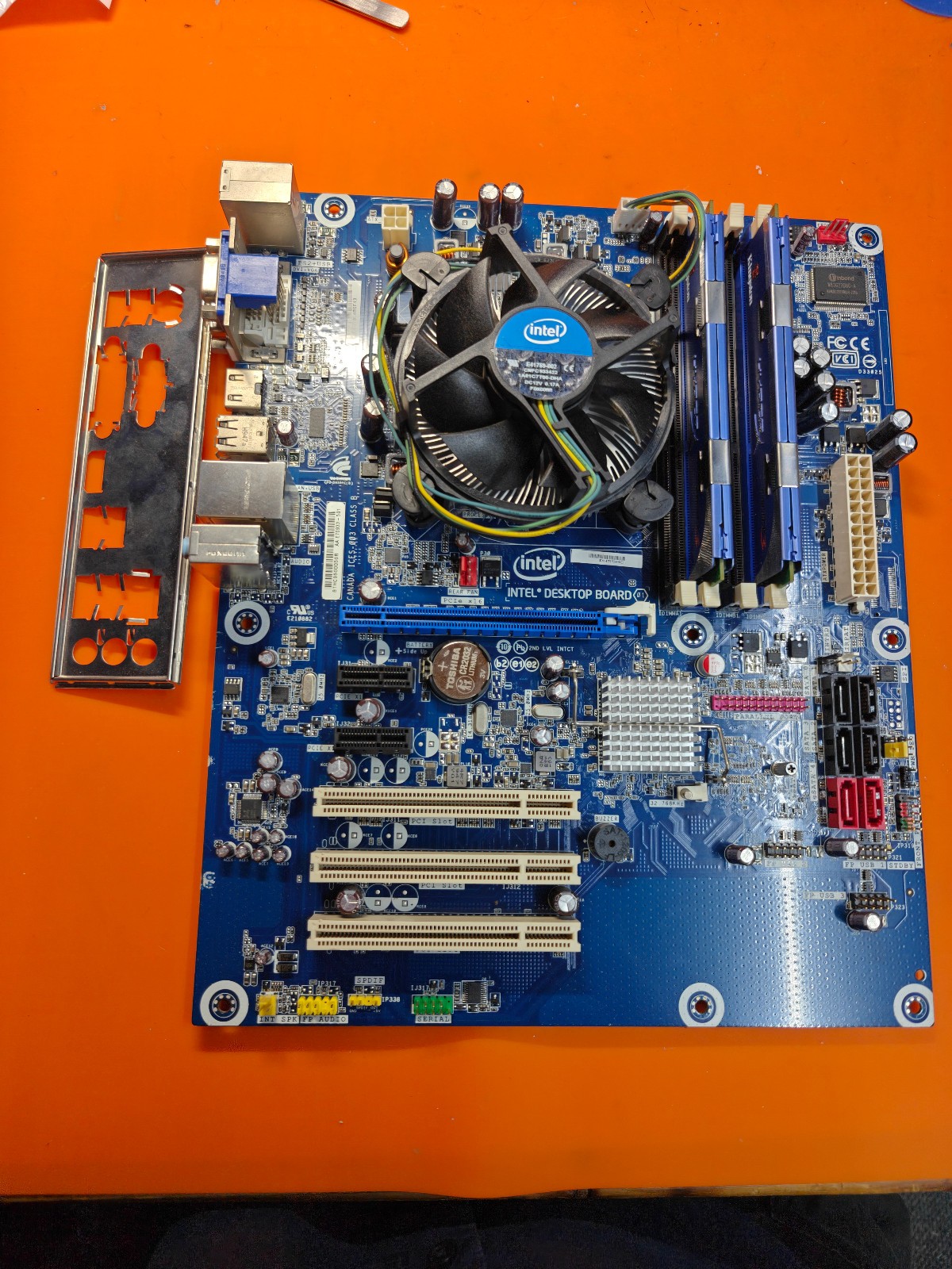 Intel Desktop Board DH55HC Intel Core i5-661 CPU ATX Motherboard CPU w/ 4gb RAM