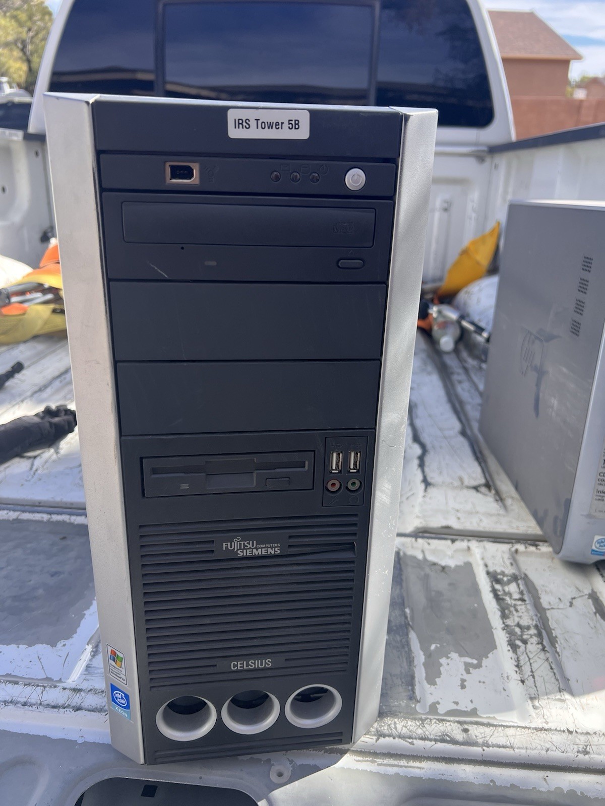Fujitsu Siemens Celsius R610 Workstation Intel Xeon 3.2GHz, 1GB RAM, 0HD Display