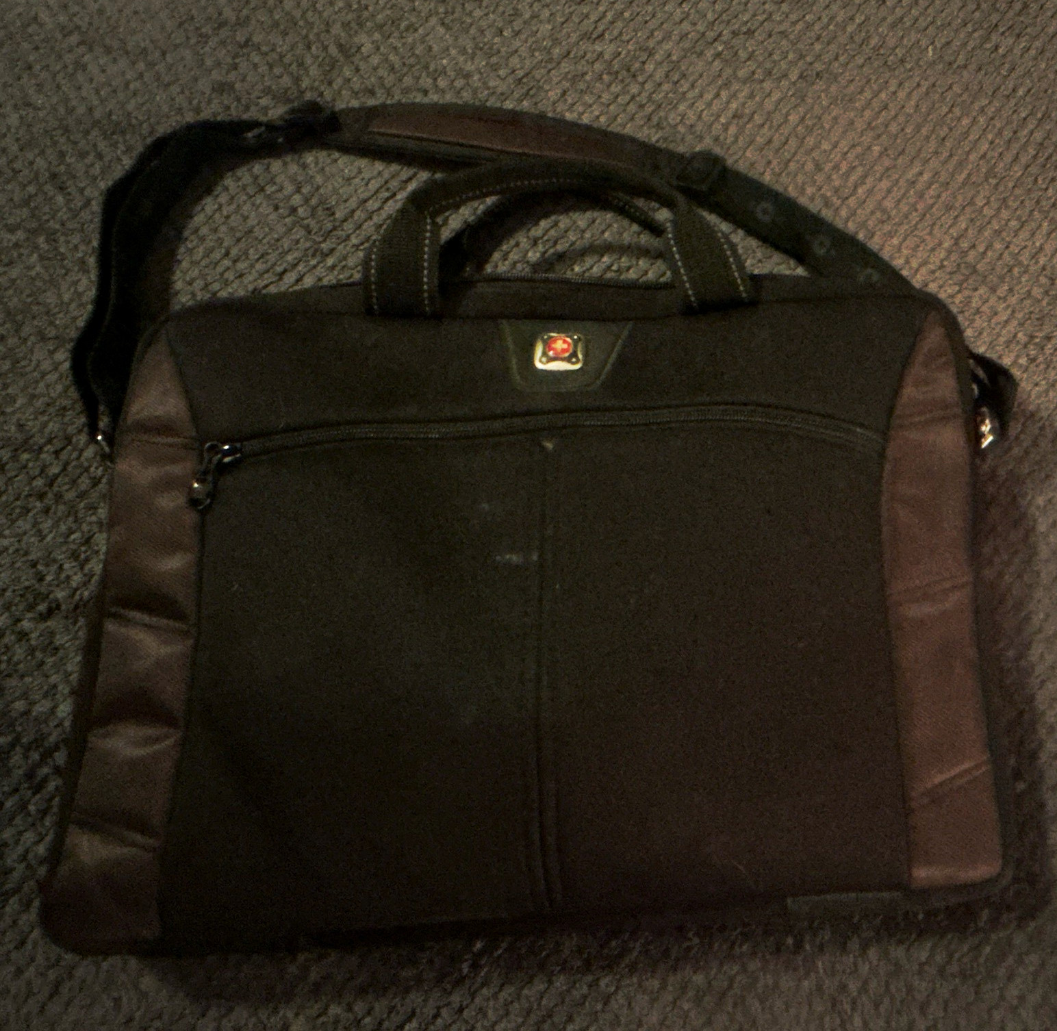 SWISS GEAR Black Laptop Briefcase Messenger Bag w/ Shoulder Strap & Handles