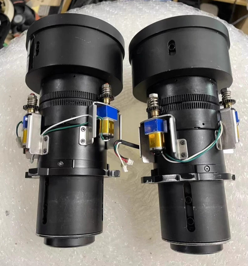 Barco G lens (1.22-1.52: 1) projector motorized lens High brightness version