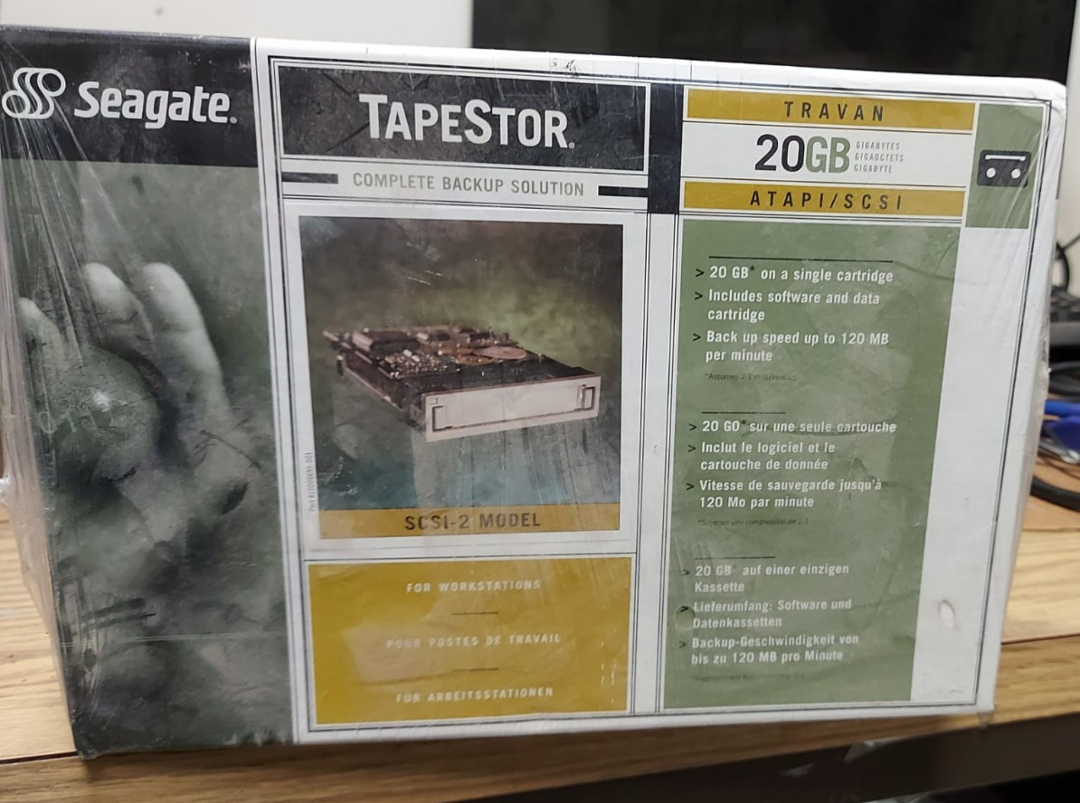 Seagate TAPESTOR Travan 20GB ATAPI/SCSI SCSI-2 Model