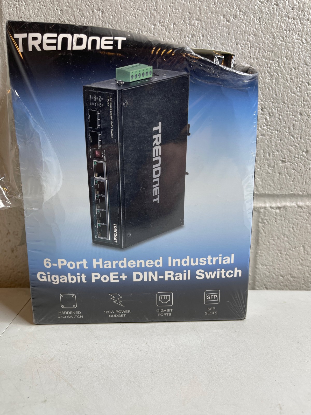 TRENDnet TI-PG62, 6-Port Hardened Industrial Gigabit PoE+ DIN-Rail Network Switc