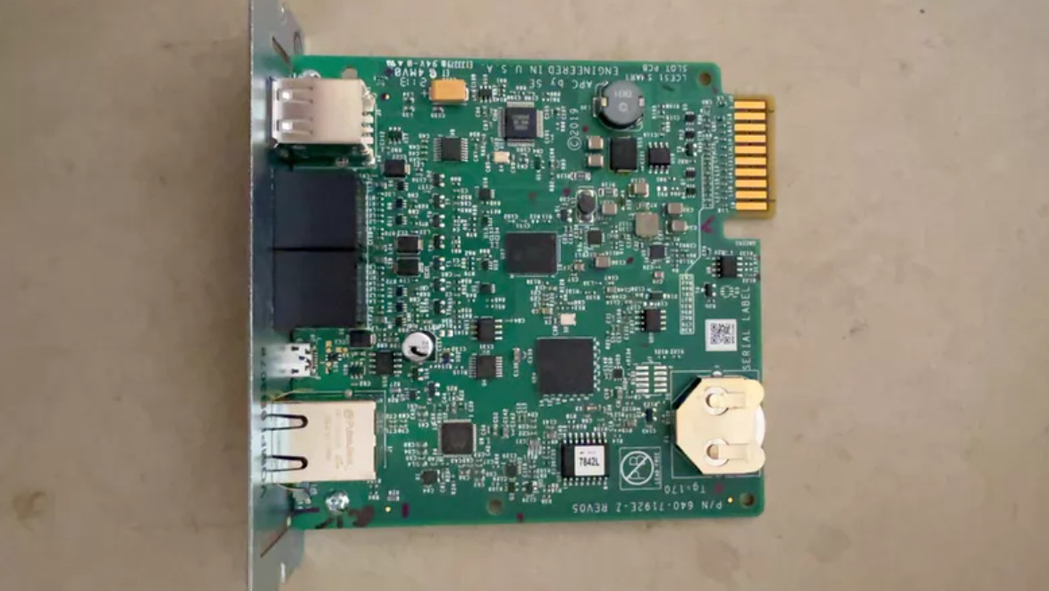 APC AP9641 Schneider Electric UPS Network Management Card 3/
