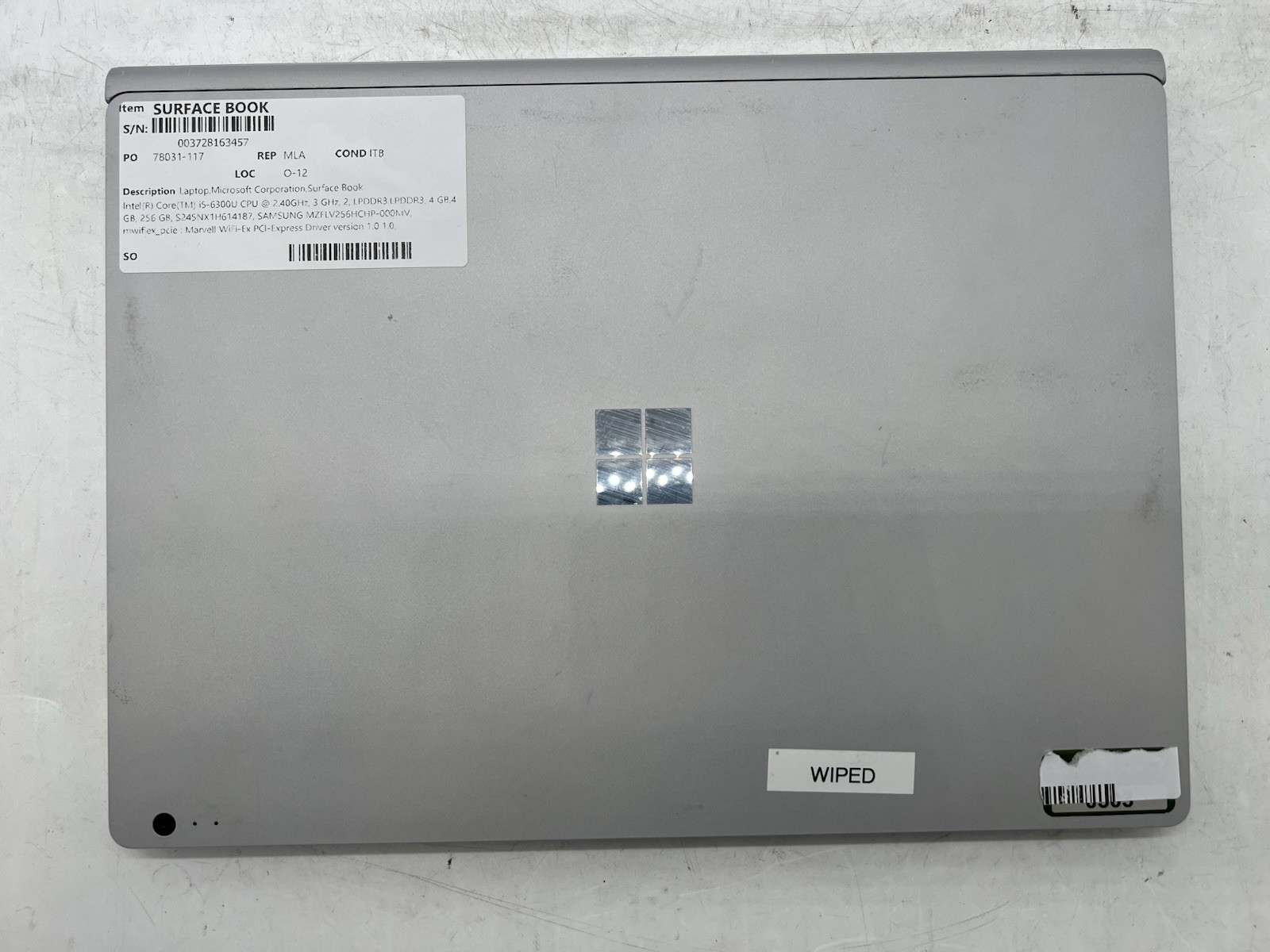 Microsoft Surface Book, i5-6300U CPU, @ 2.40GHz, 8GB RAM, 256GB NVMe-No OS/AC