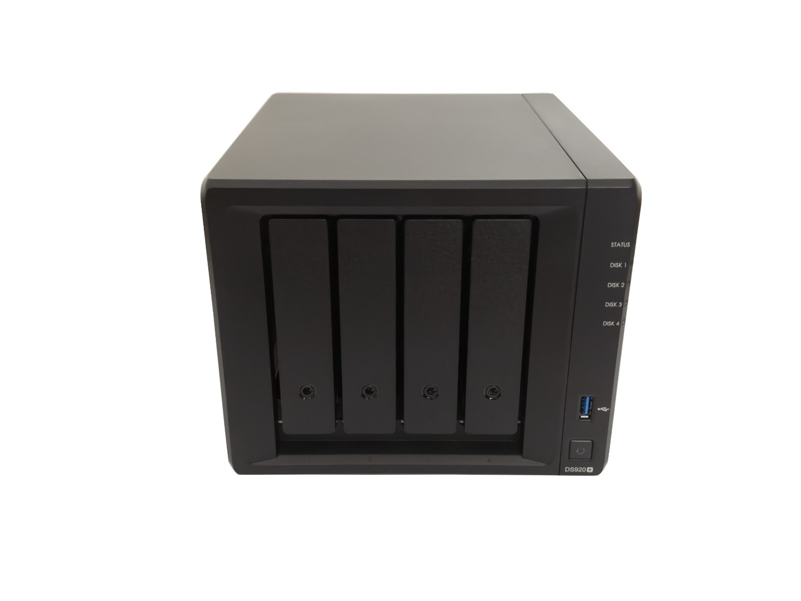 Synology DiskStation 920+ 8 Gigs Total RAM Great Condition w/original everything