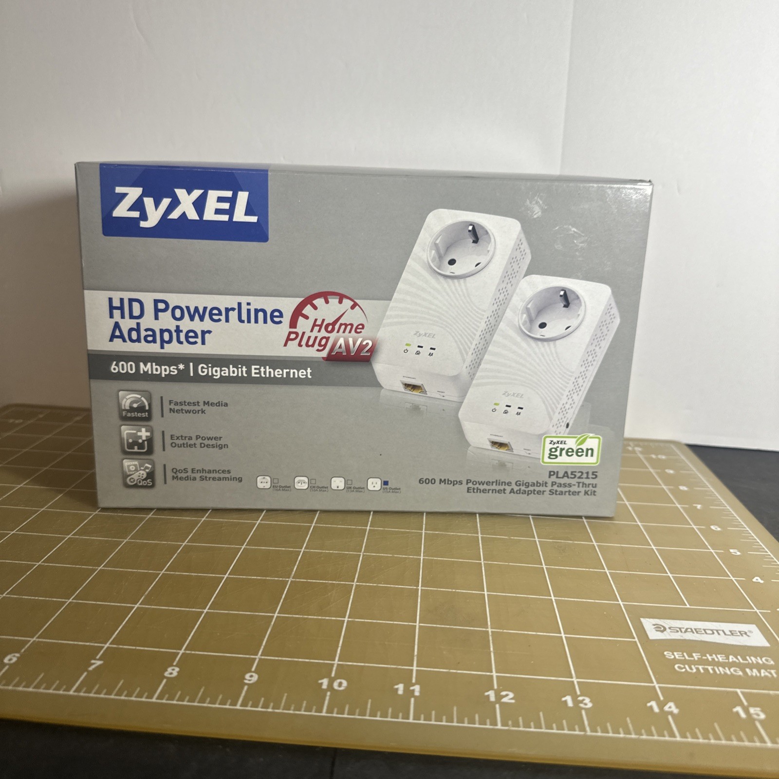 ZyXEL HD Powerline Adapter PLA5215 Ethernet Networking Extender