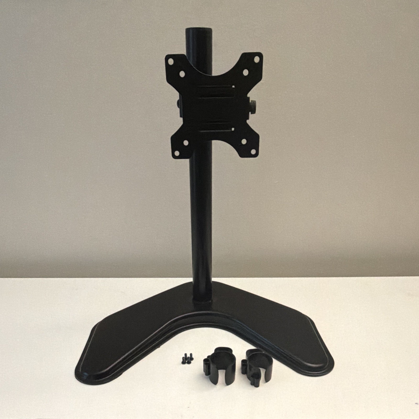 Mountup MU0023 Single Monitor Stand Tilt VESA 75x75/100x100 Black 32in