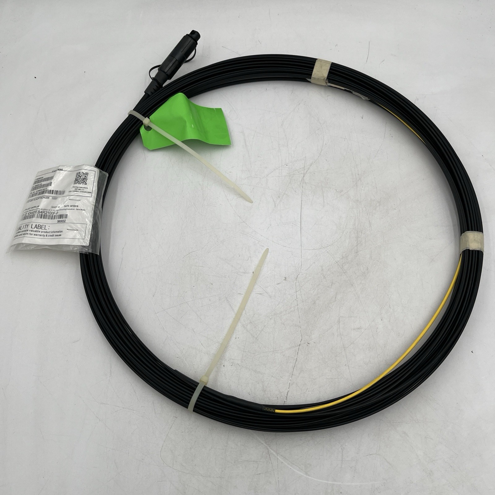BRAND NEW Corning Fiber Optic Cable 434401EB4R2100F-P Black - 100ft Length