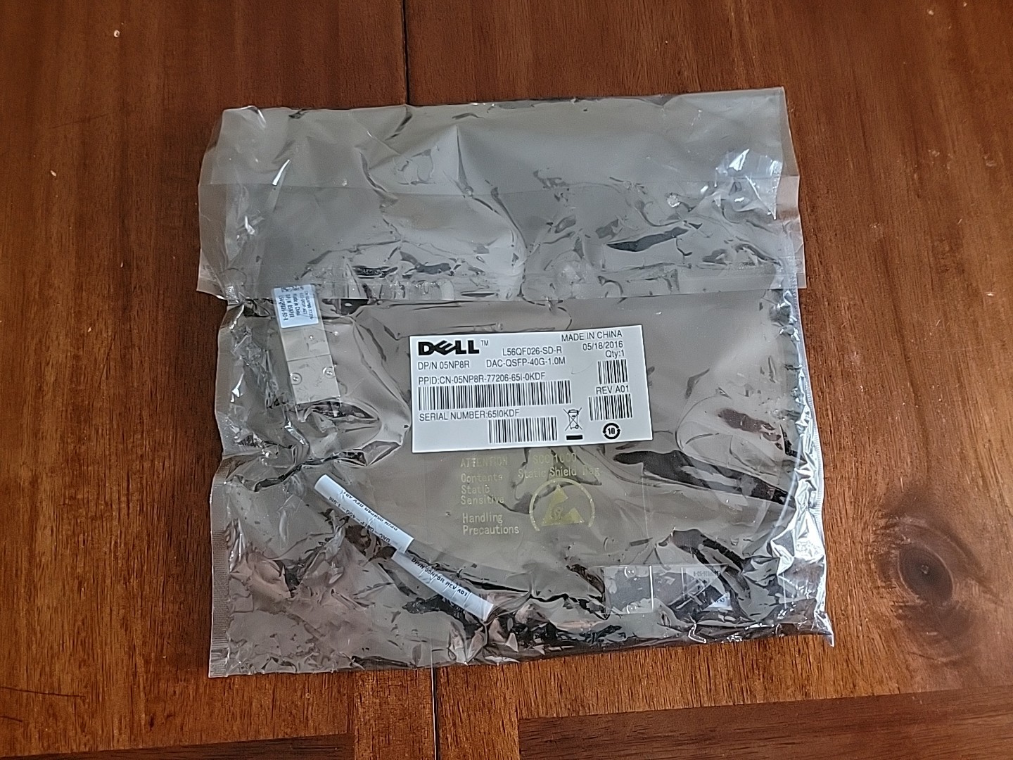 5NP8R Dell DAC-QSFP-40G-1.0M 1M Passive Stacking Cable 05NP8R