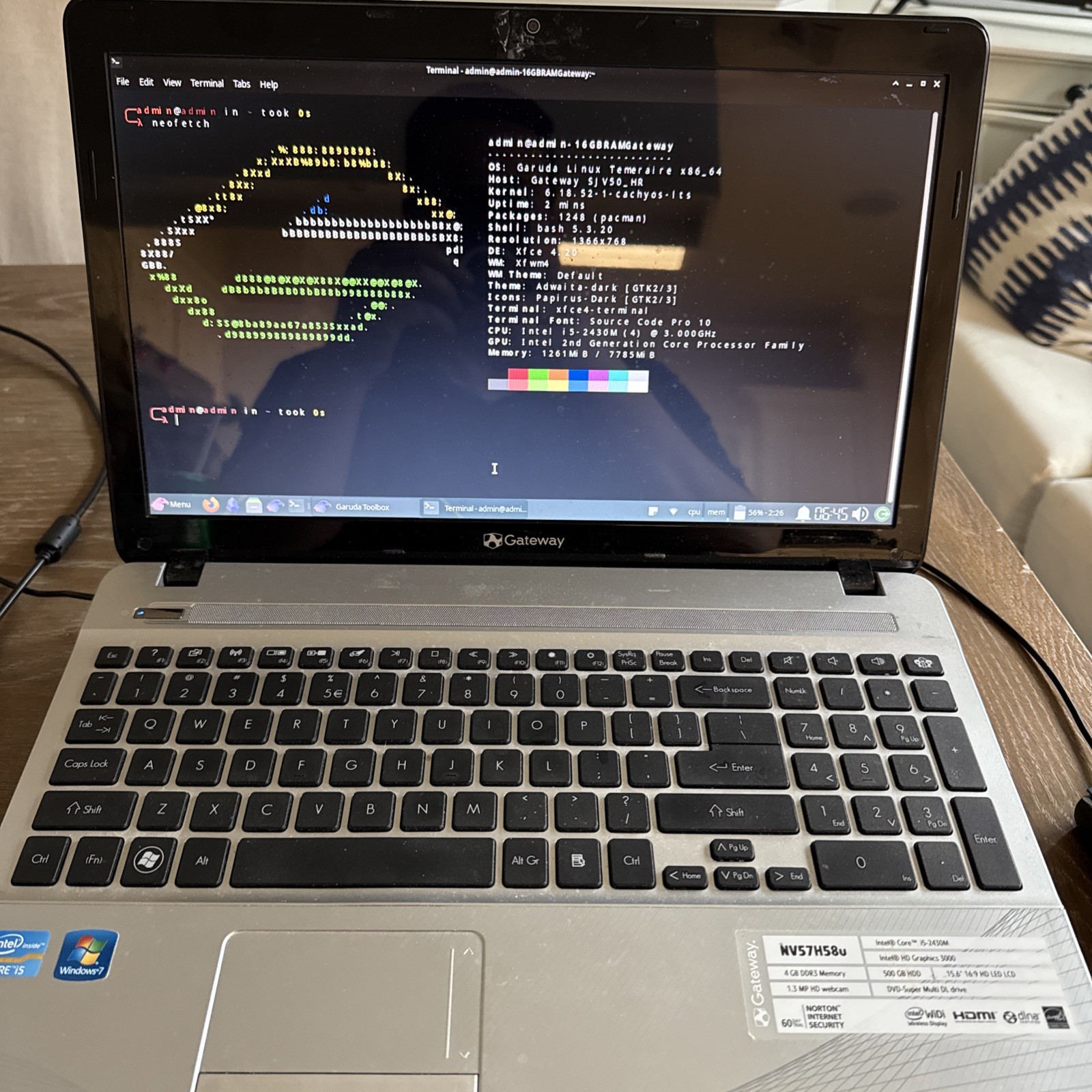 Gateway NV57H58u Intel i5 2430m 8GB DDR3 120GB SSD, dvd drive, Linux laptop