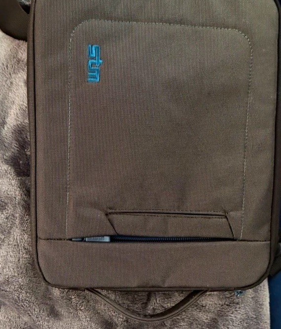 STM Black Solid ipad or kindle Messenger Shoulder Crossbody Bag w/ Strap
