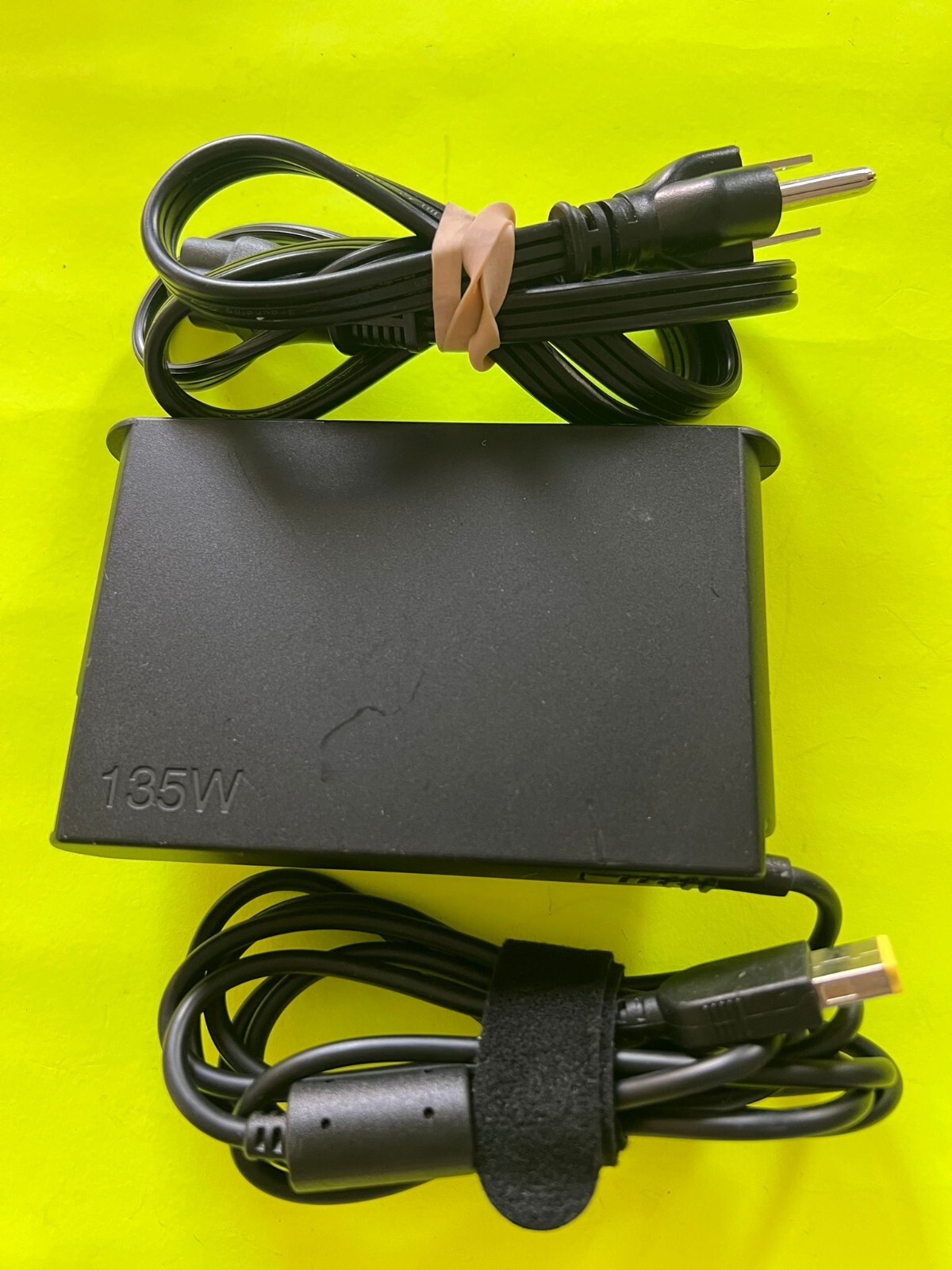 135W Charger Slim Lenovo Ideapad 3-15IMH05 ADL135SCC3A 20V 6.75A