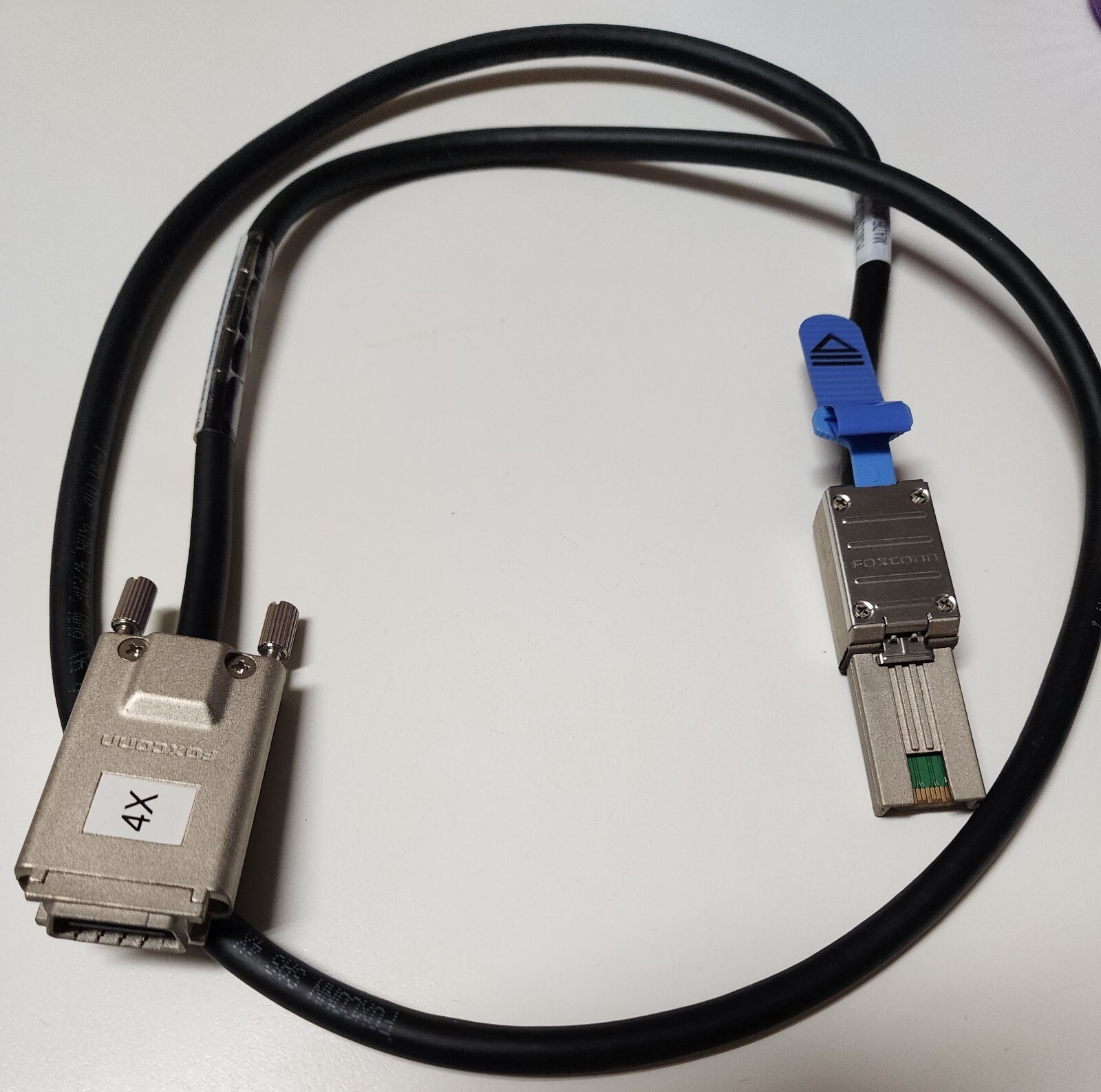 Genuine Dell 0GX335 FOXCONN 2GFPGBA-01D-EF 1M External 4X Mini SAS to CX4 Cable