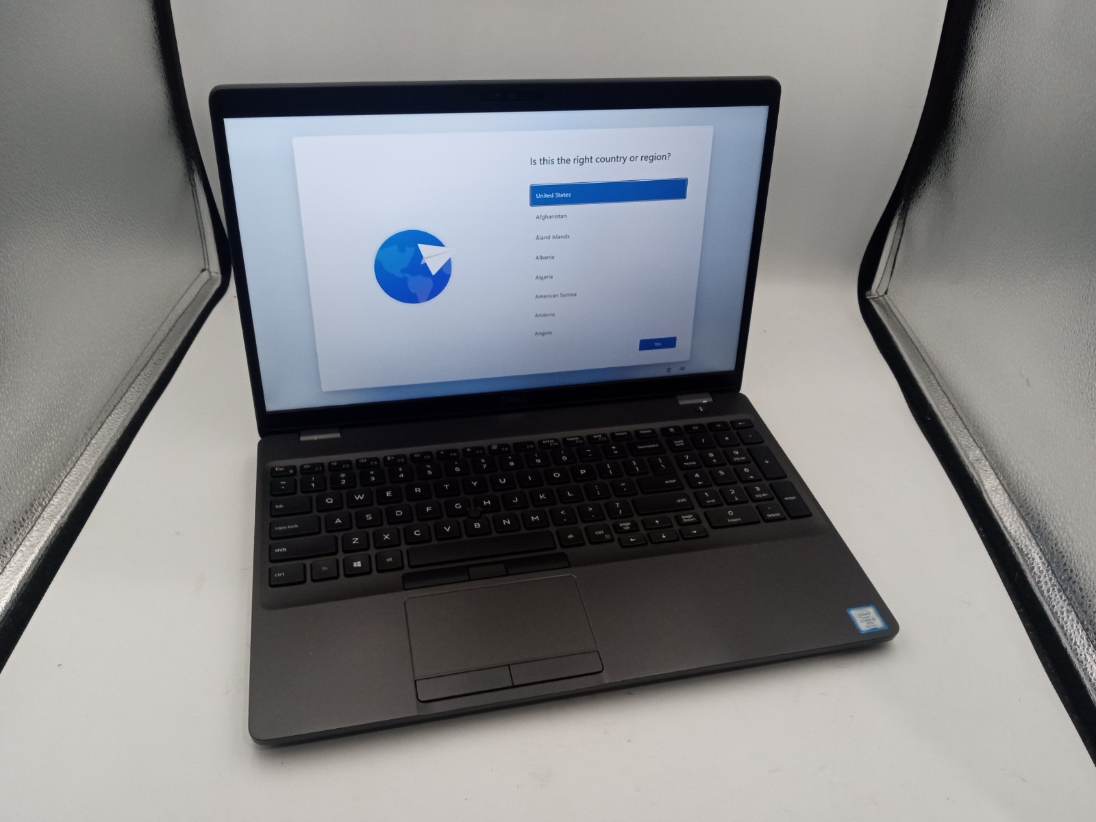 Dell Latitude 5500 15.6" Laptop Intel i5 4GB RAM 128GB SSD Windows 11 *READ* -RR